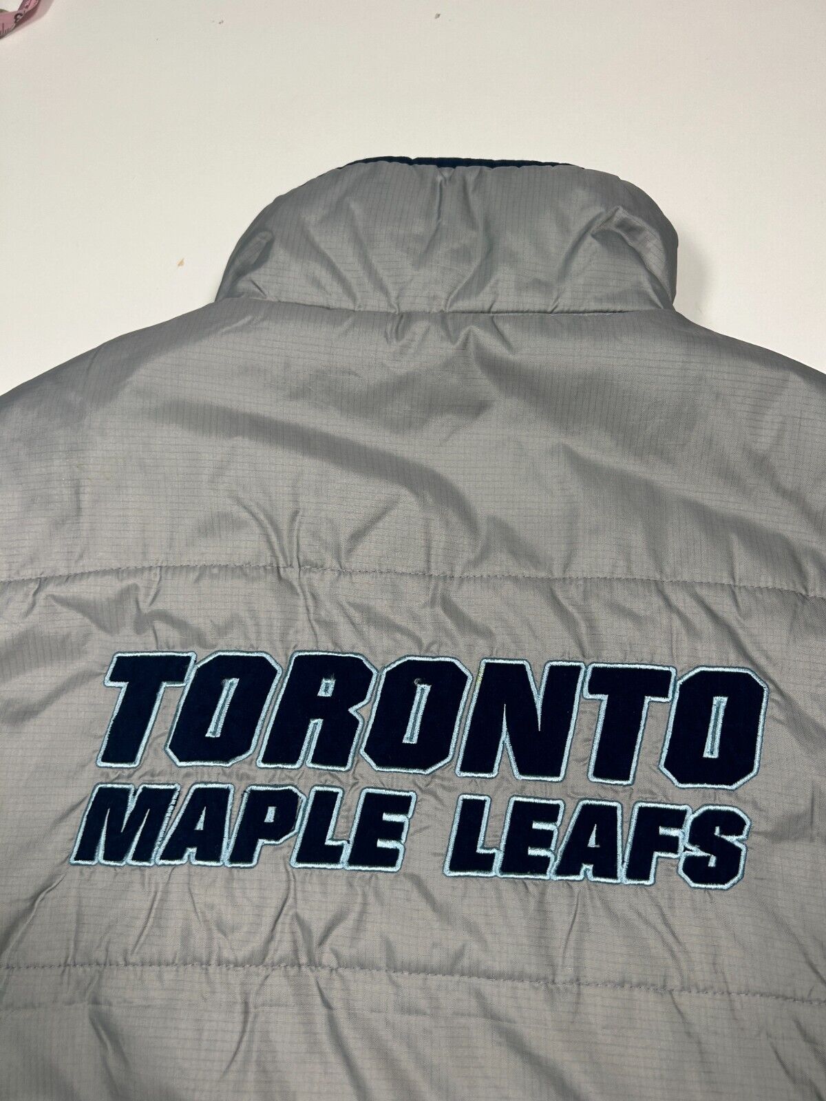 Vintage Toronto Maple Leafs Reversible Insulated Fleece Vest Jacket Size Large