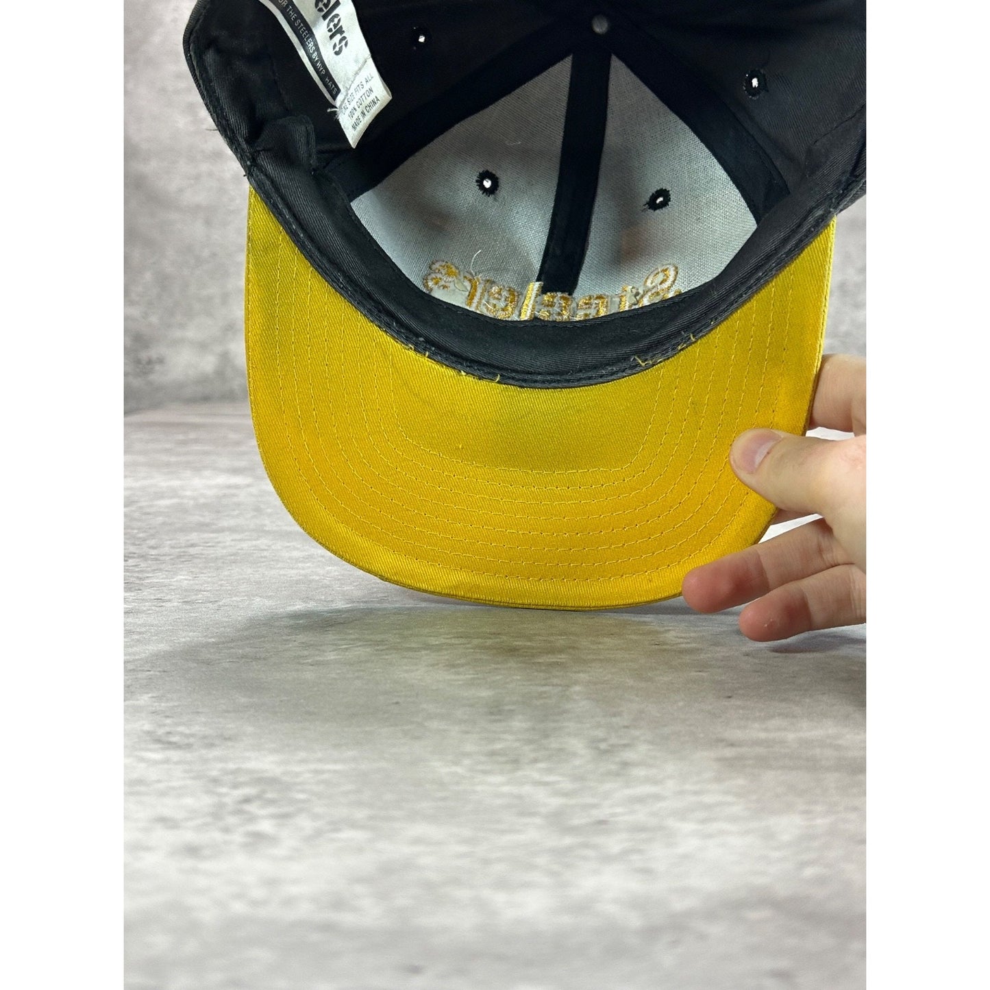 Vintage 90s Pittsburgh Steelers NFL Embroidered Spellout Snapback Hat OSFA