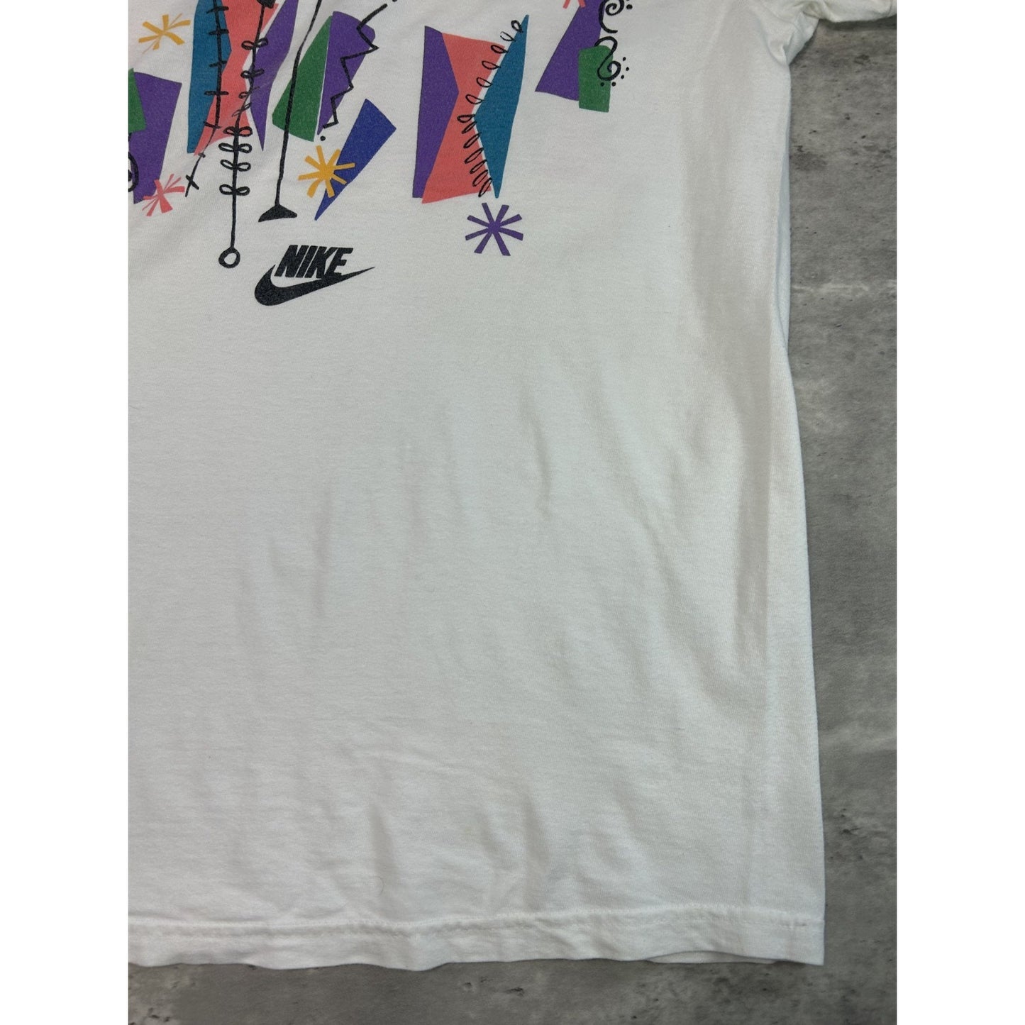Vintage 80s/90s Nike Abstract Graphic Logo T-Shirt Size Medium White