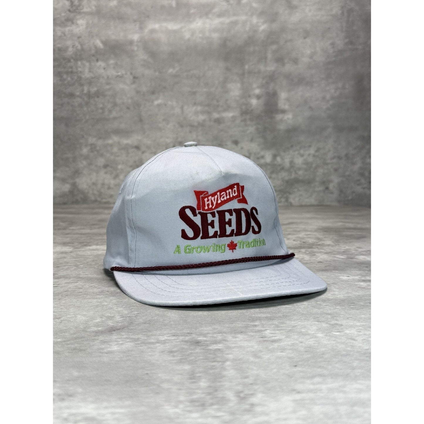 Vintage 90s Hyland Seeds Embroidered Spellout Snapback Hat OSFA Gray
