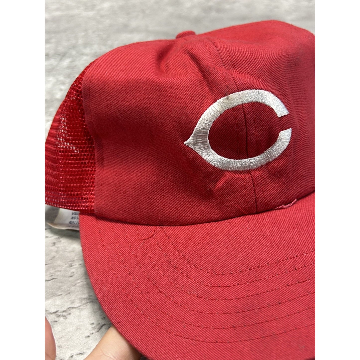 Vintage 90s Cincinnati Reds MLB Embroidered Logo Baseball Snapback Hat OSFA