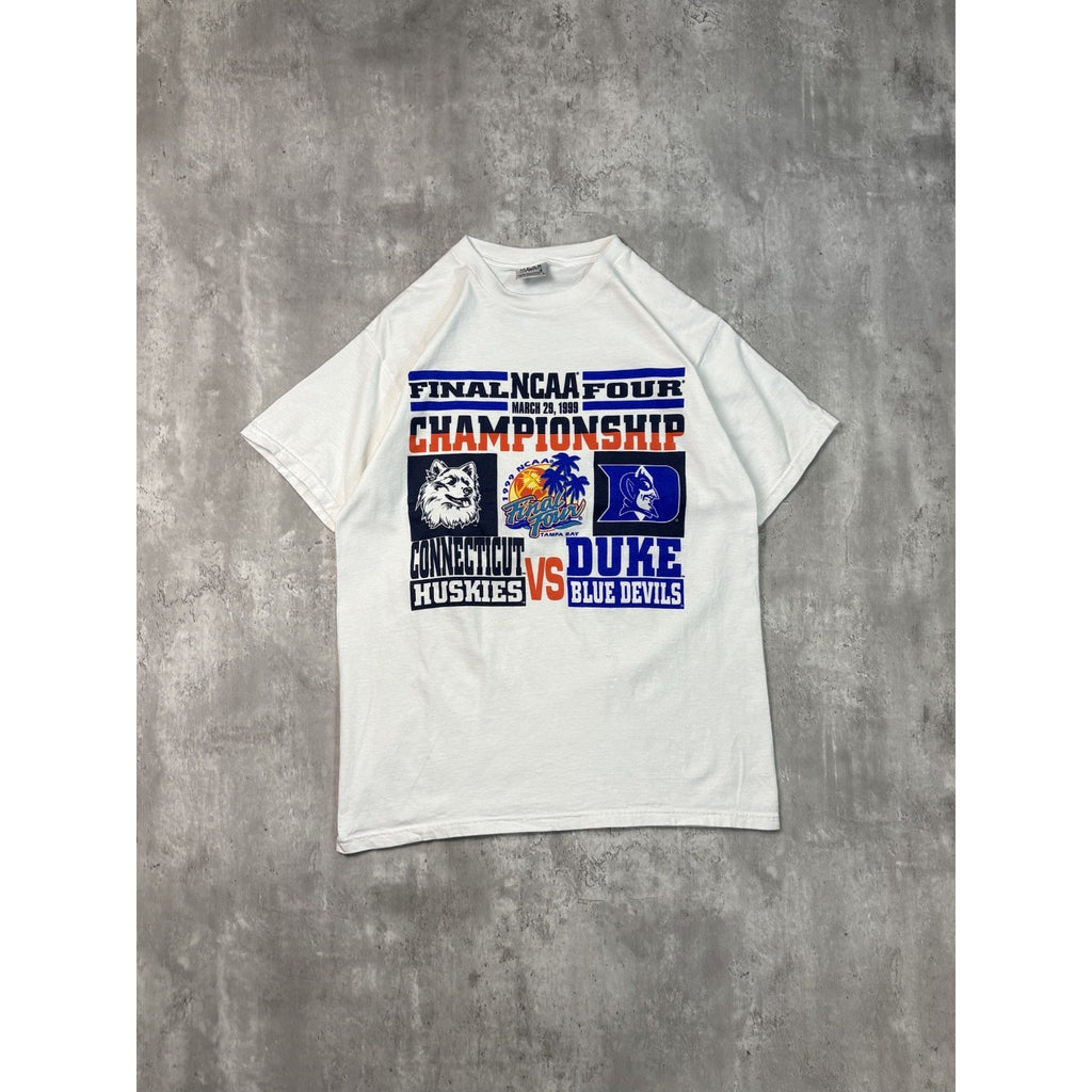 Vintage 1999 NCAA Duke Vs Uconn March Madness Final Four T-Shirt Size Large