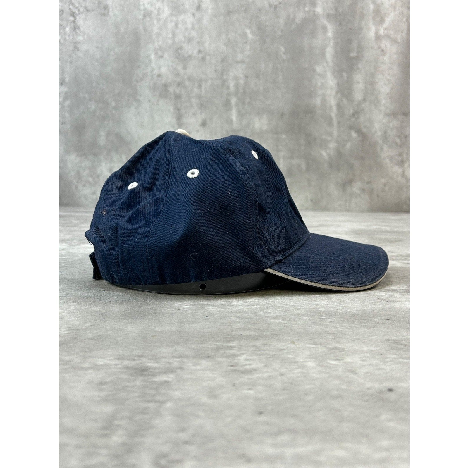 Vintage Pabst Blue Ribbon Embroidered Logo Beer Promo Strapback Hat OSFA