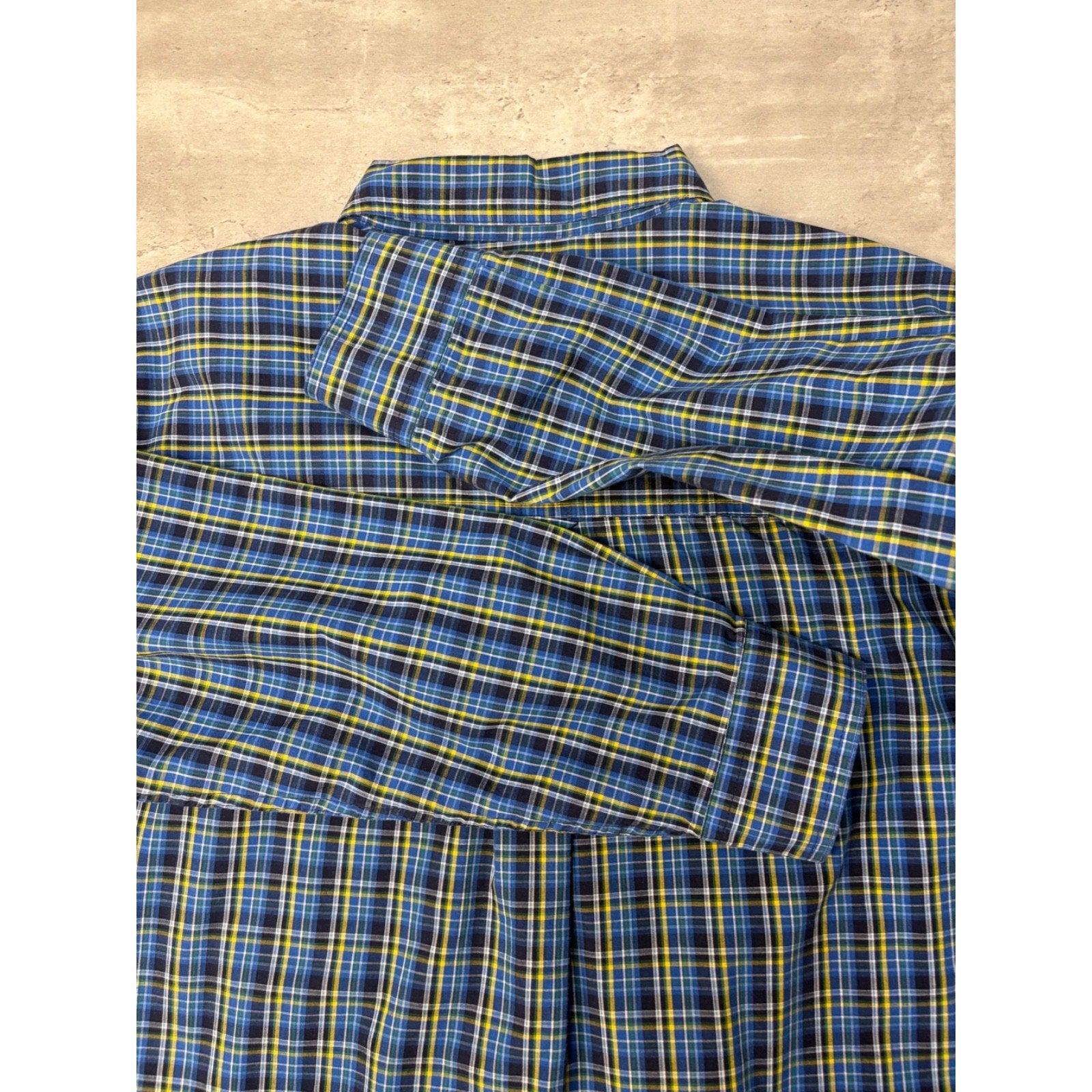 Vintage Chaps Embroidered Crest Plaid Cropped Button Up Shirt Size Large