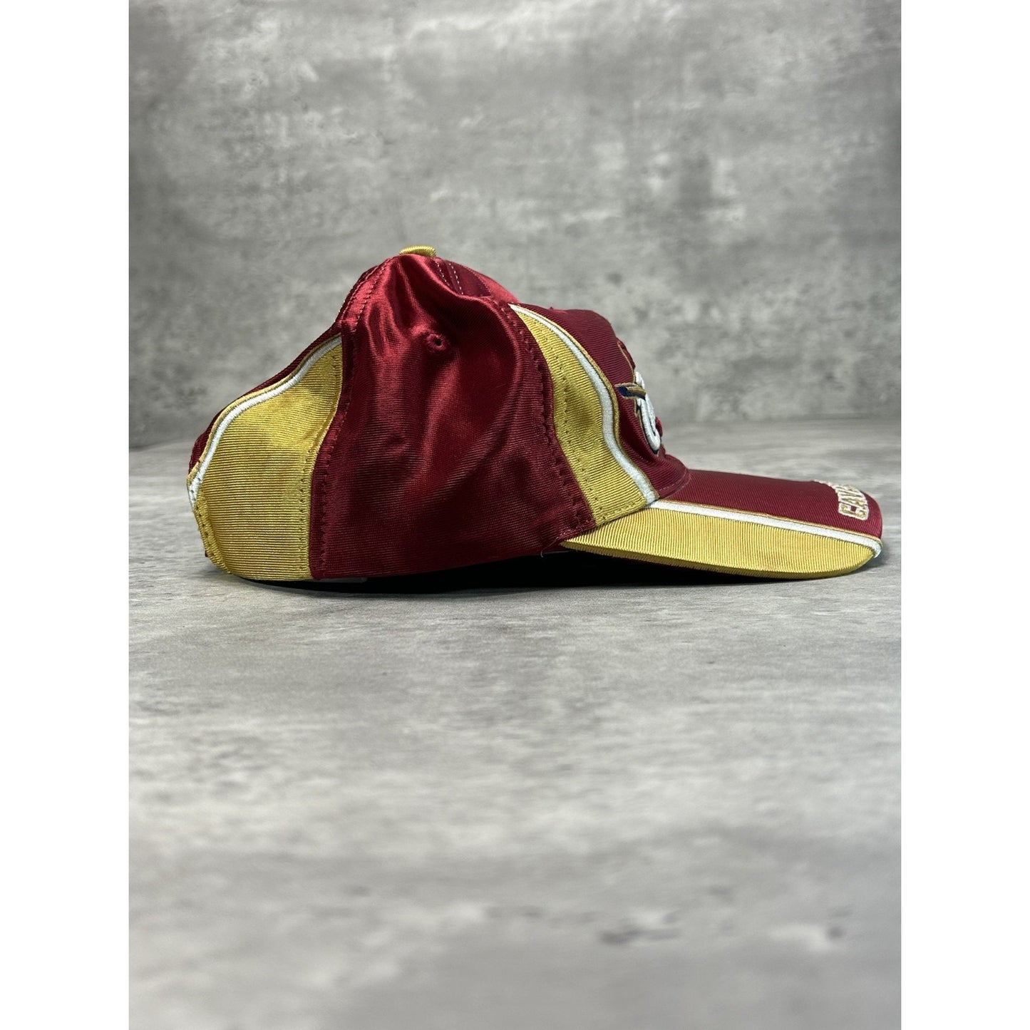 Vintage Cleveland Cavaliers NBA Embroidered Logo Basketball Strapback Hat OSFA