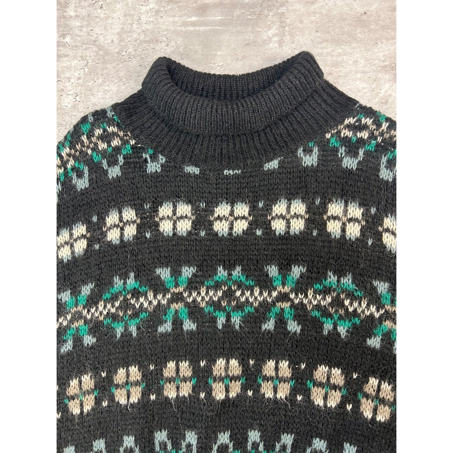 Vintage 80s/90s Geometric Striped Print Pullover Mock Neck Sweater Size Large