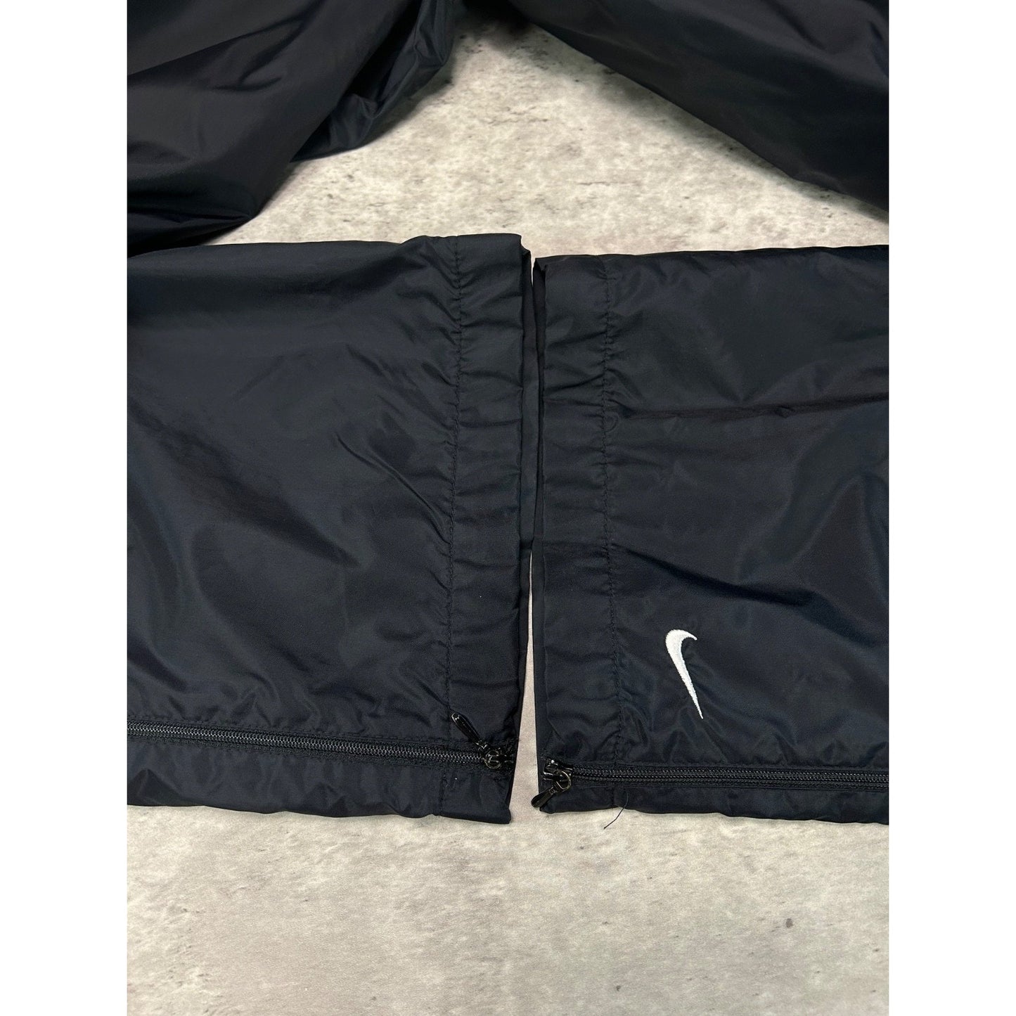 Vintage 2000s YOUTH Nike Embroidered Swoosh Nylon Track Pants Size Small