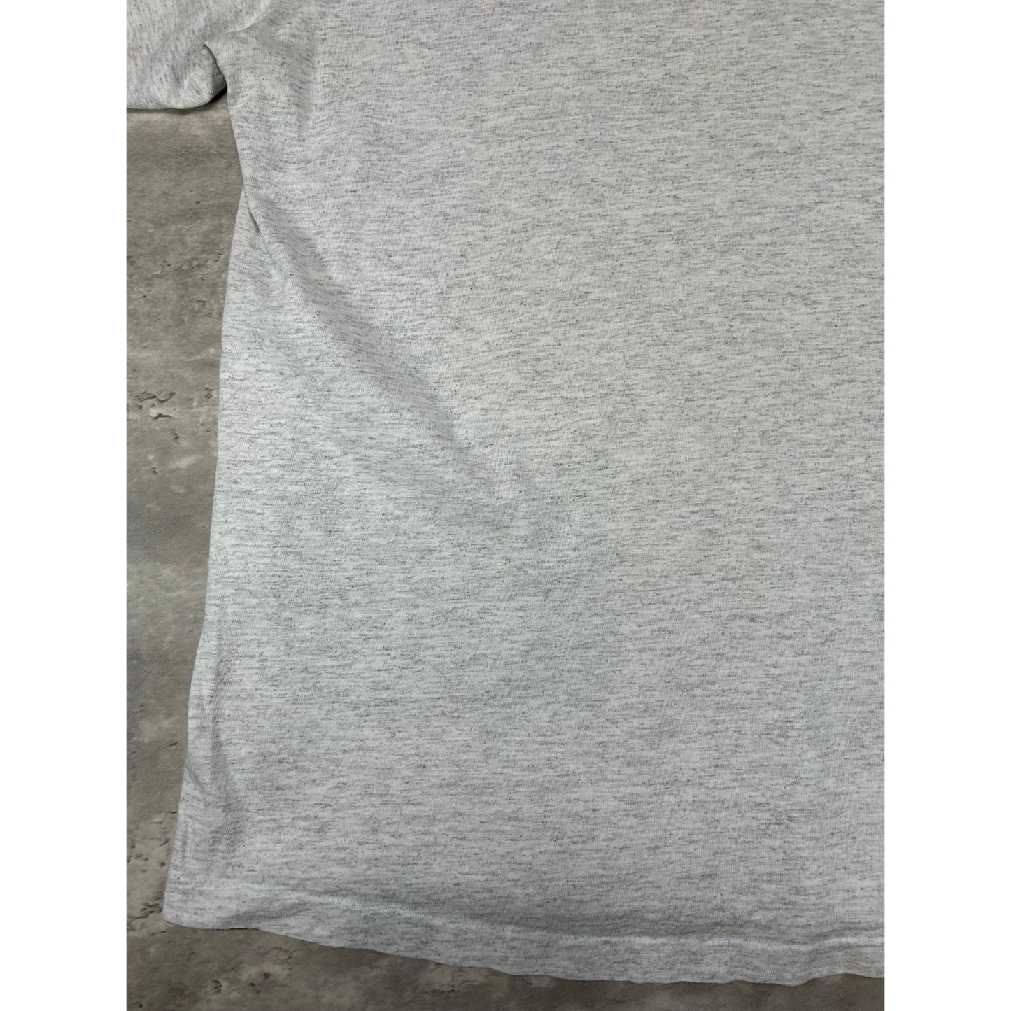 Vintage 90s UNC Tarheels NCAA Collegiate Crest Graphic T-Shirt Size XL