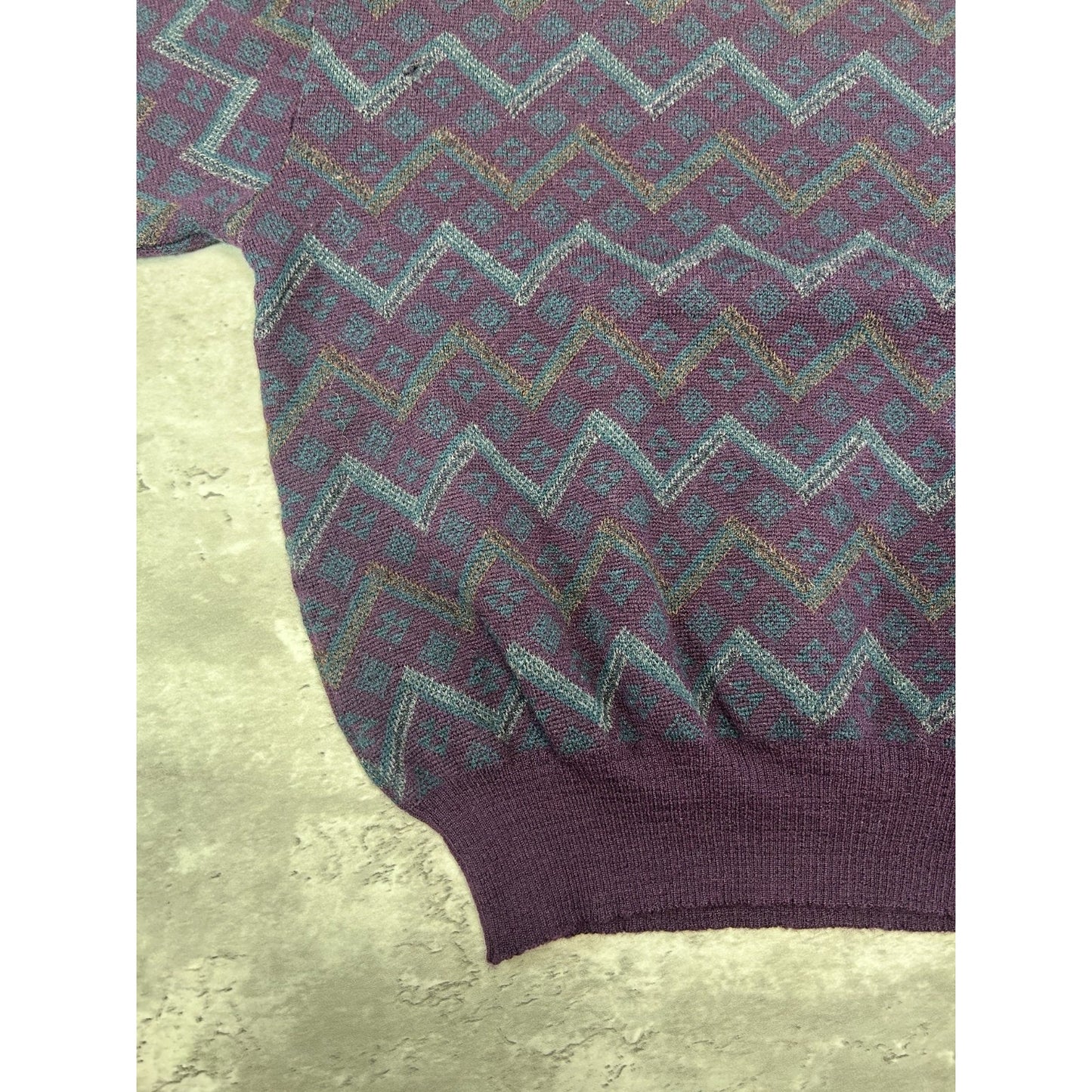 Vintage 80s/90s Tricots St Raphael Abstract Striped Knit Sweater Size Medium