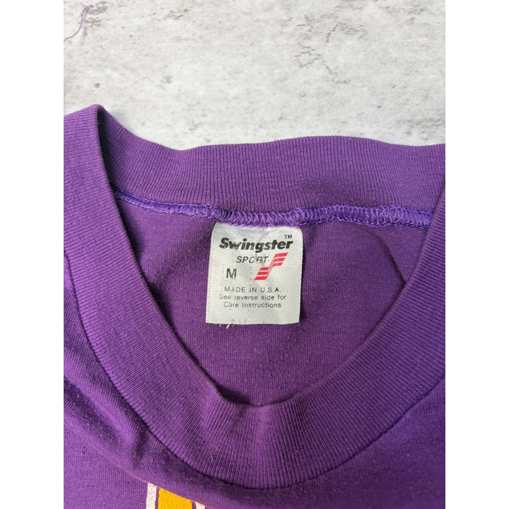 Vintage 80s/90s Los Angeles Lakers NBA Graphic Logo Spellout T-Shirt Size Medium