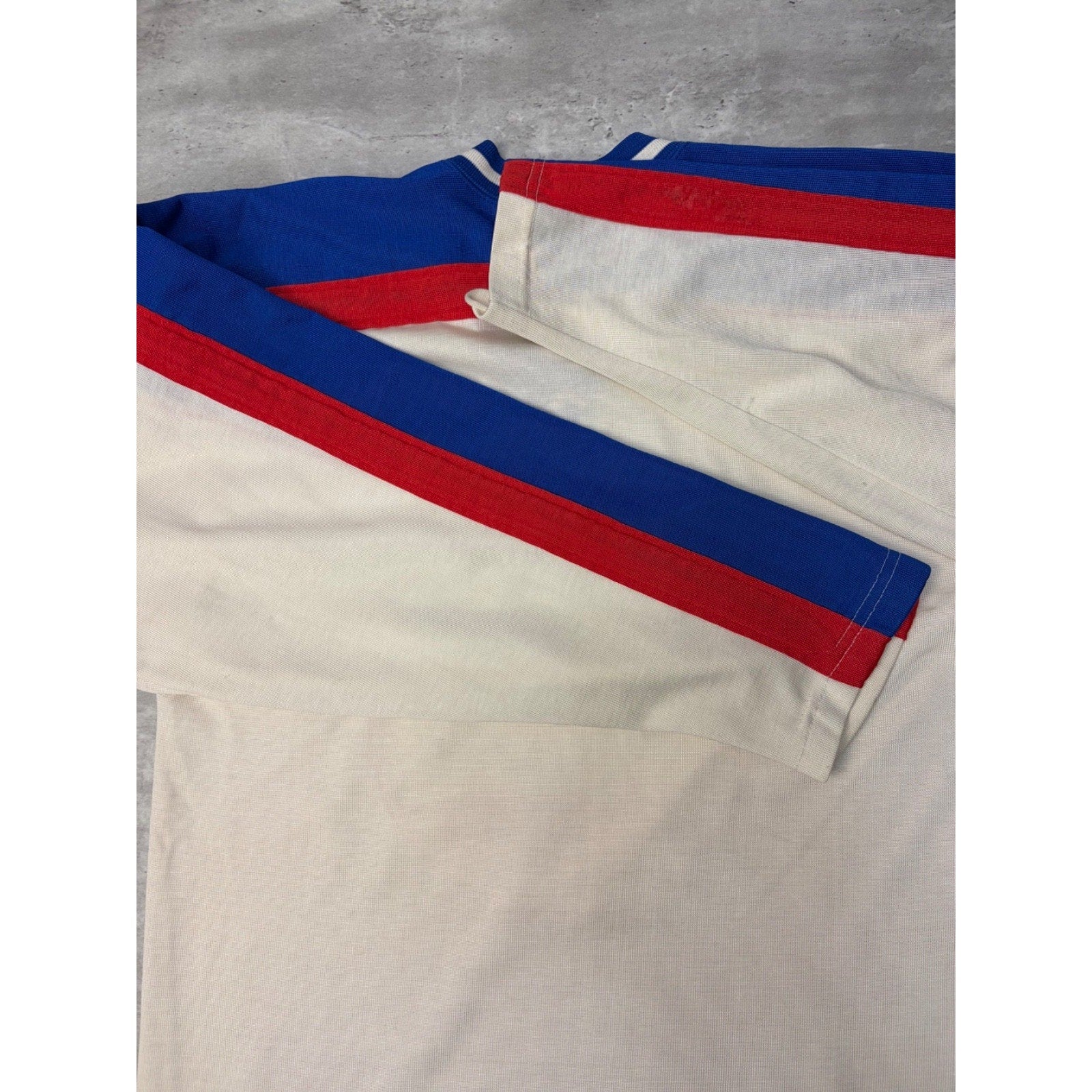Vintage 1970s/80s Winnipeg Jets NHL Stitched Hockey Jersey Size Medium