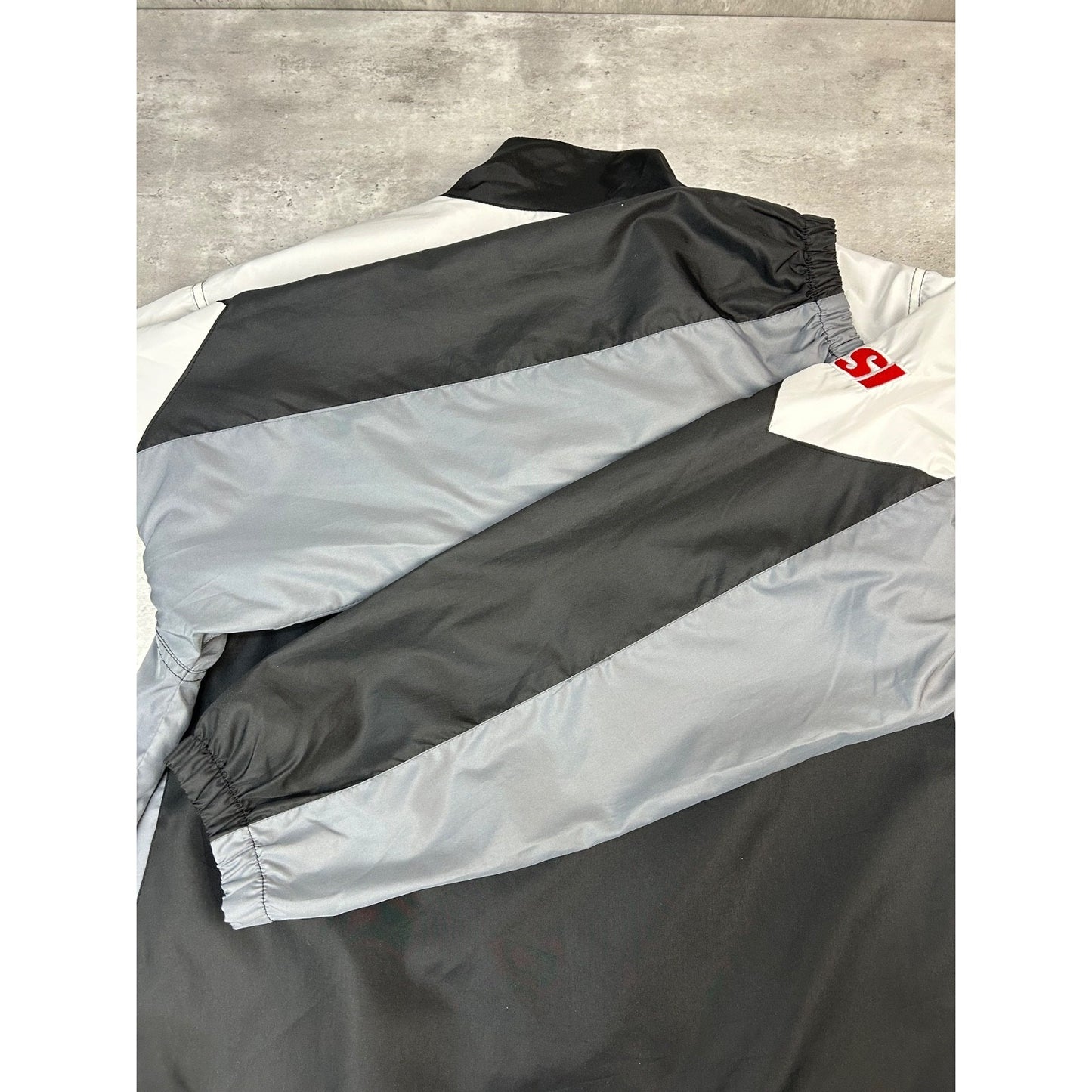 Vintage Detroit Lions NFL Embroidered Logo Nylon Windbreaker Jacket Size XL