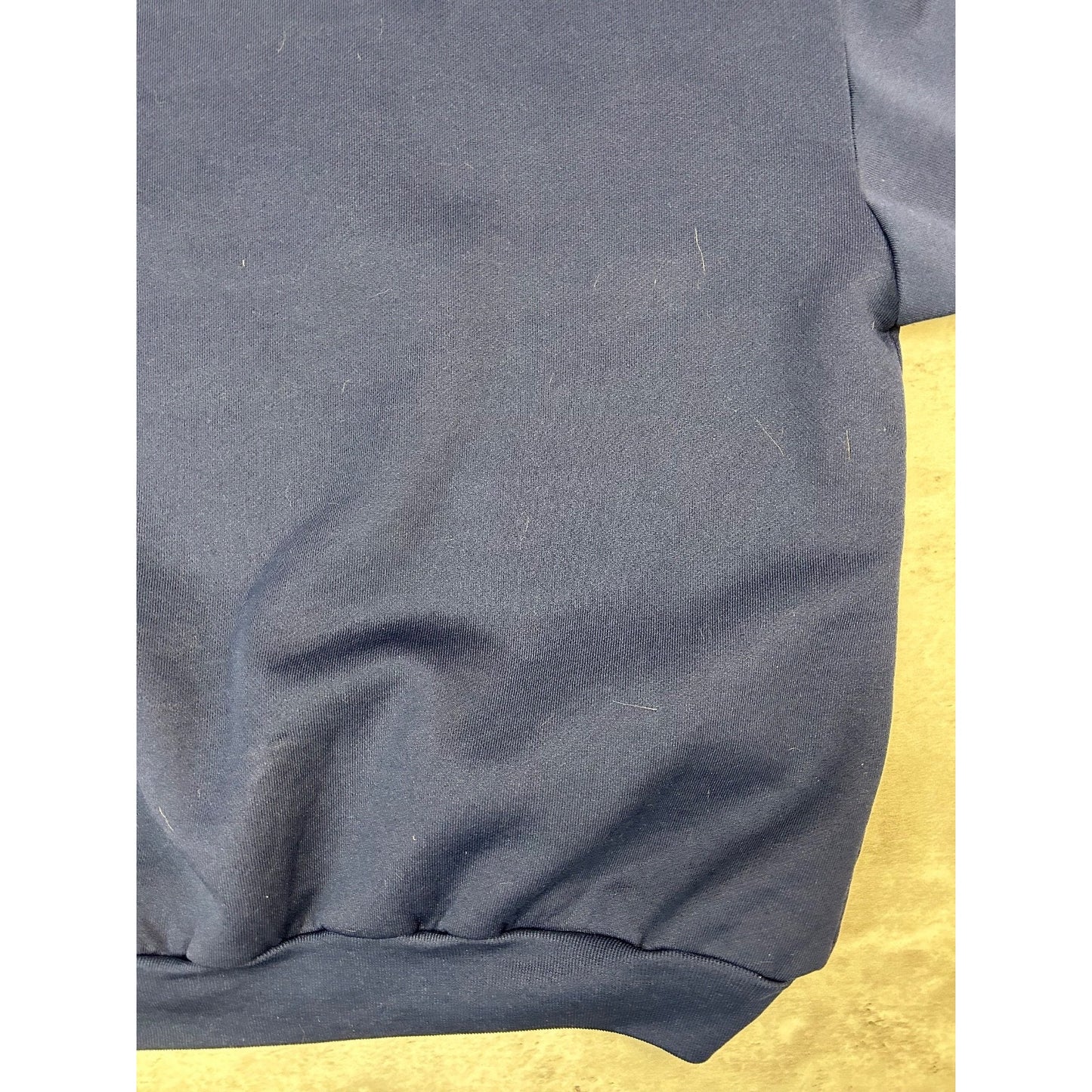 Vintage 90s Detroit Red Wings NHL Embroidered Spellout Sweatshirt Size Large