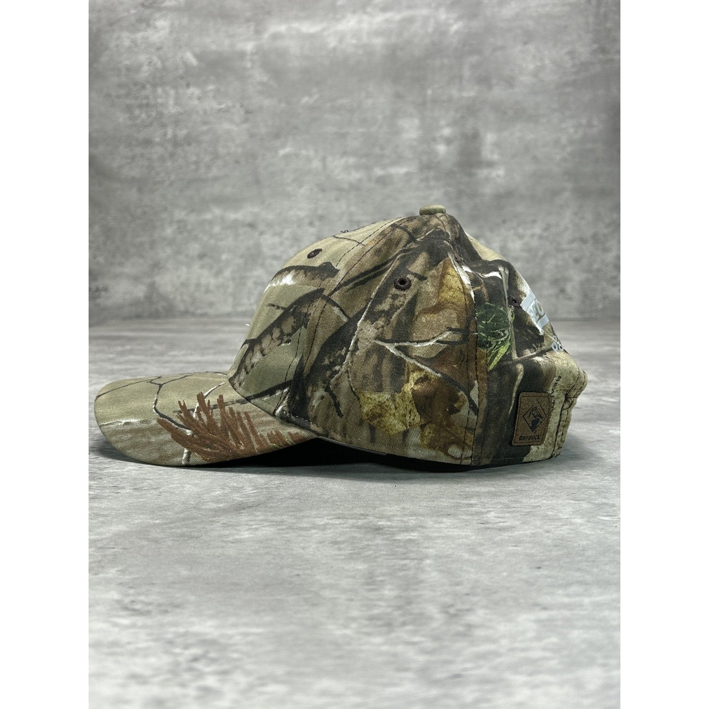 Vintage Realtree Camo Embroidered Deer Hunting Strapback Hat OSFA