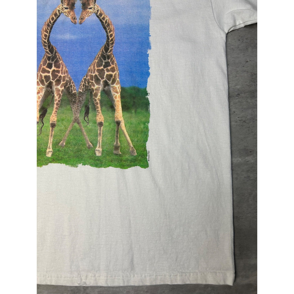 Vintage 90s Giraffe Nature Animal Wildlife White Graphic T-Shirt Size Large