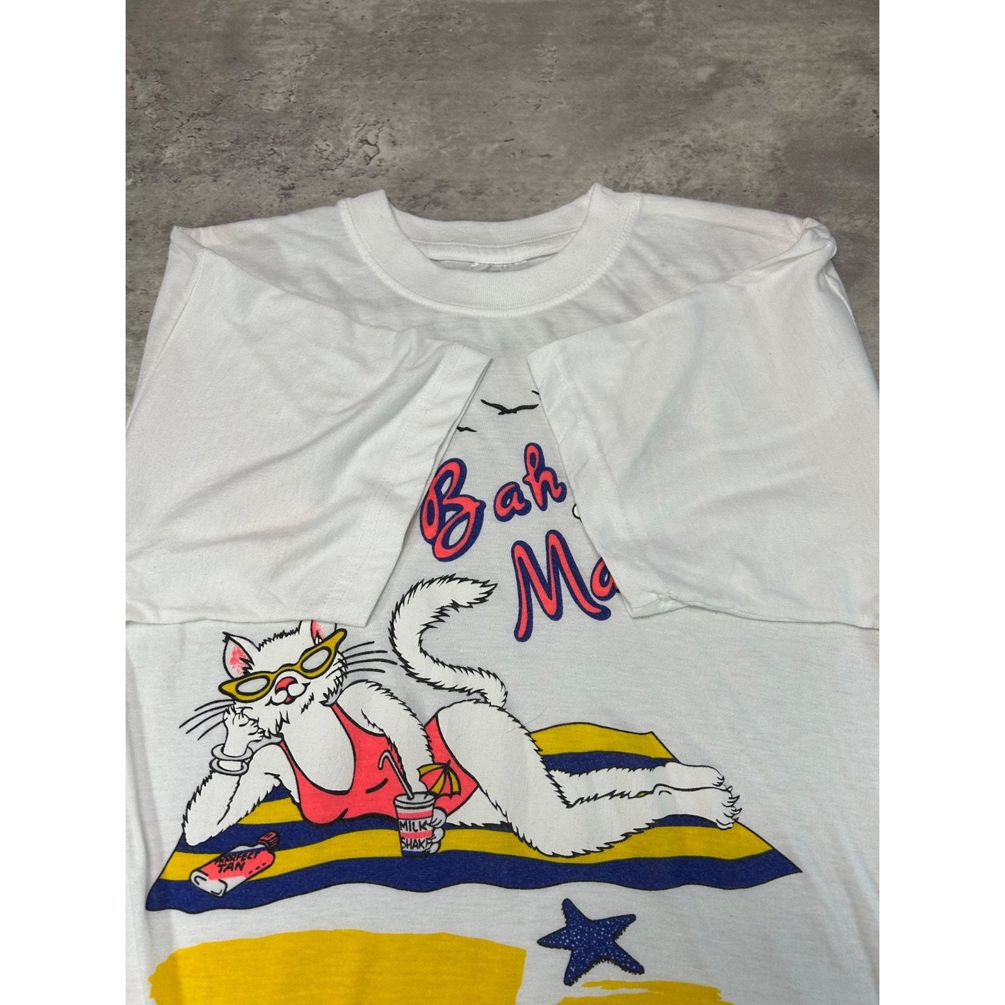 Vintage 80s/90s Bahama Mama Cartoon Cat Beach Graphic T-Shirt Size Large