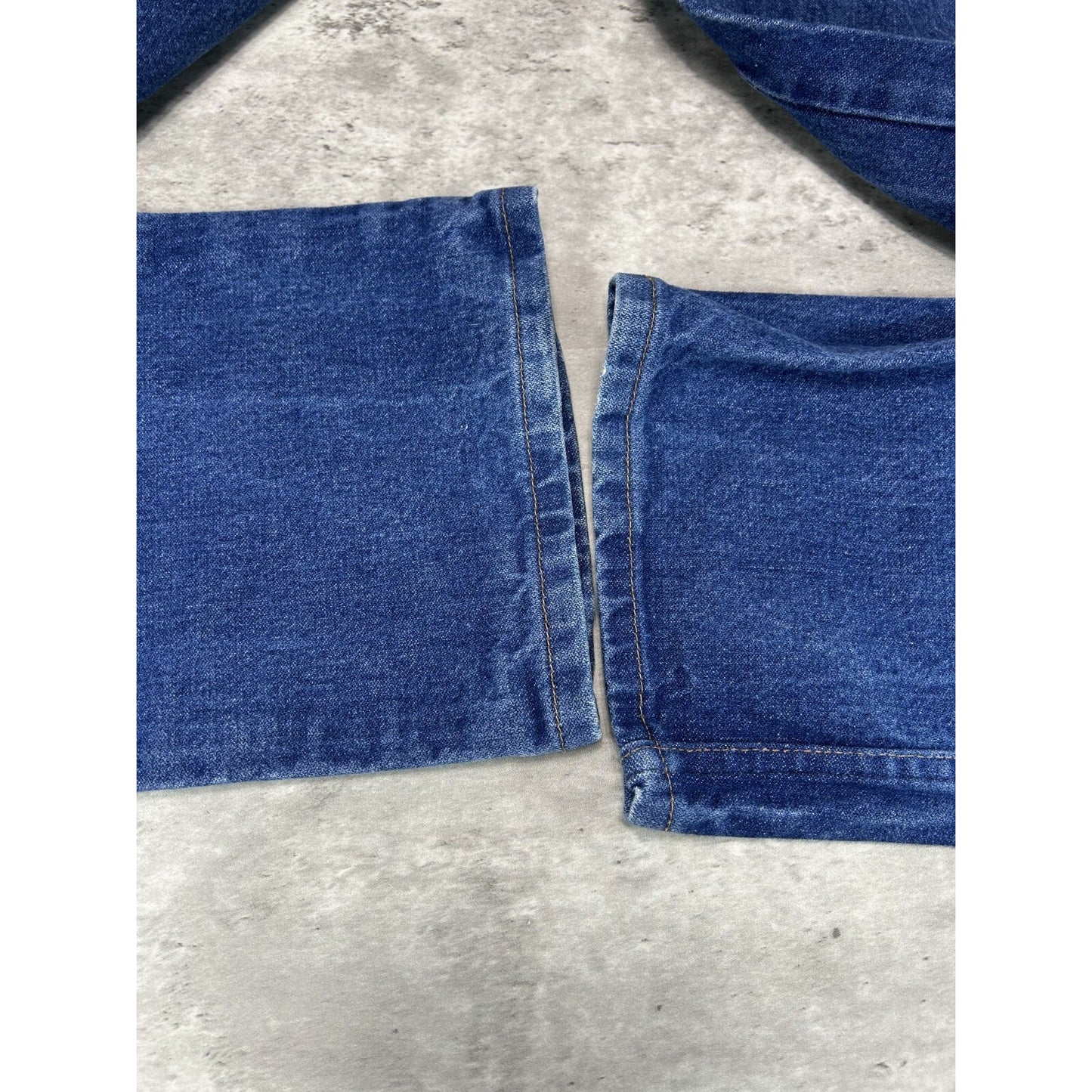 Vintage 80s Wrangler Jeans Dark Wash Straight Fit Denim Pants Size 33 Blue