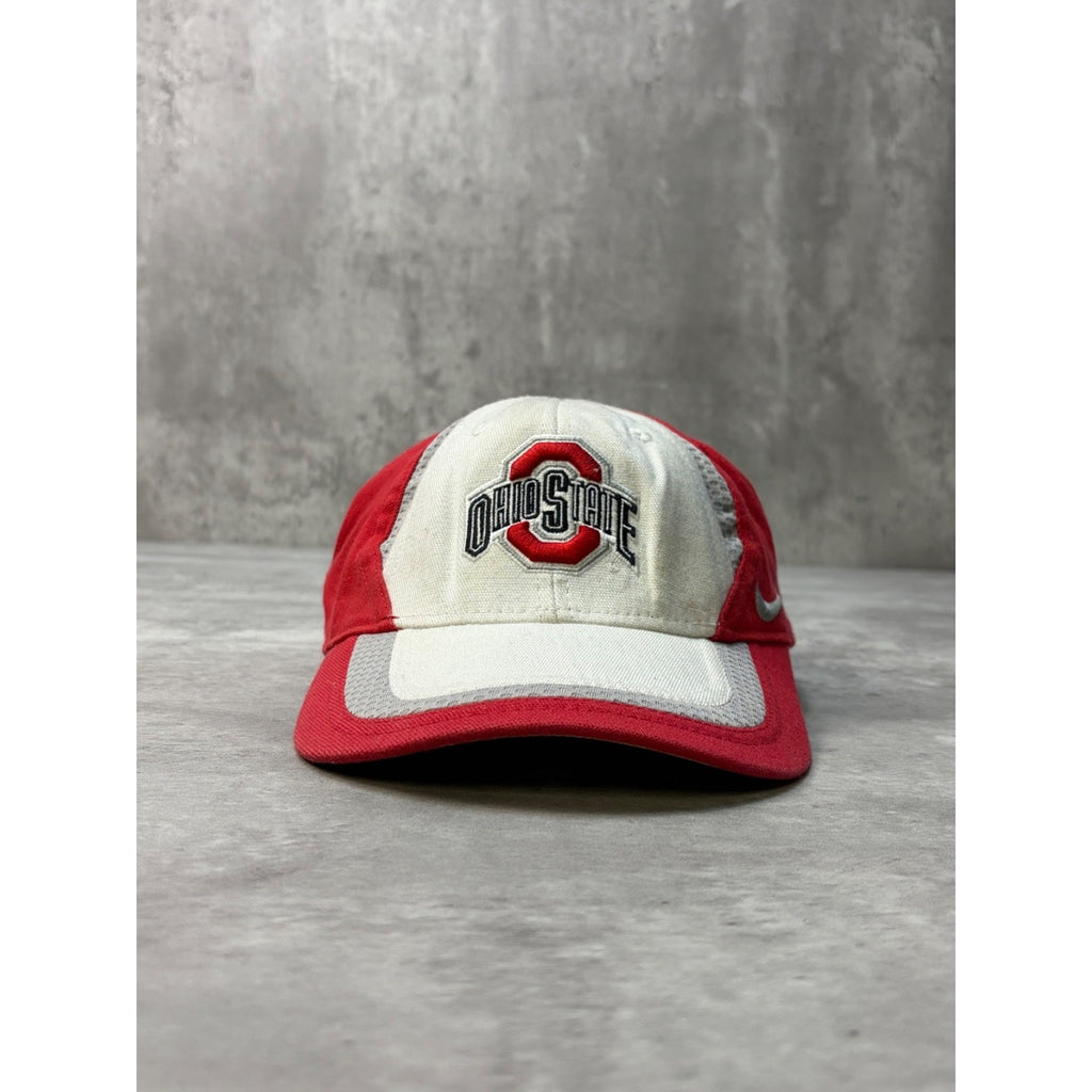 Vintage Ohio State Buckeyes NCAA Embroidered Logo Nike Flexfit Hat OSFA