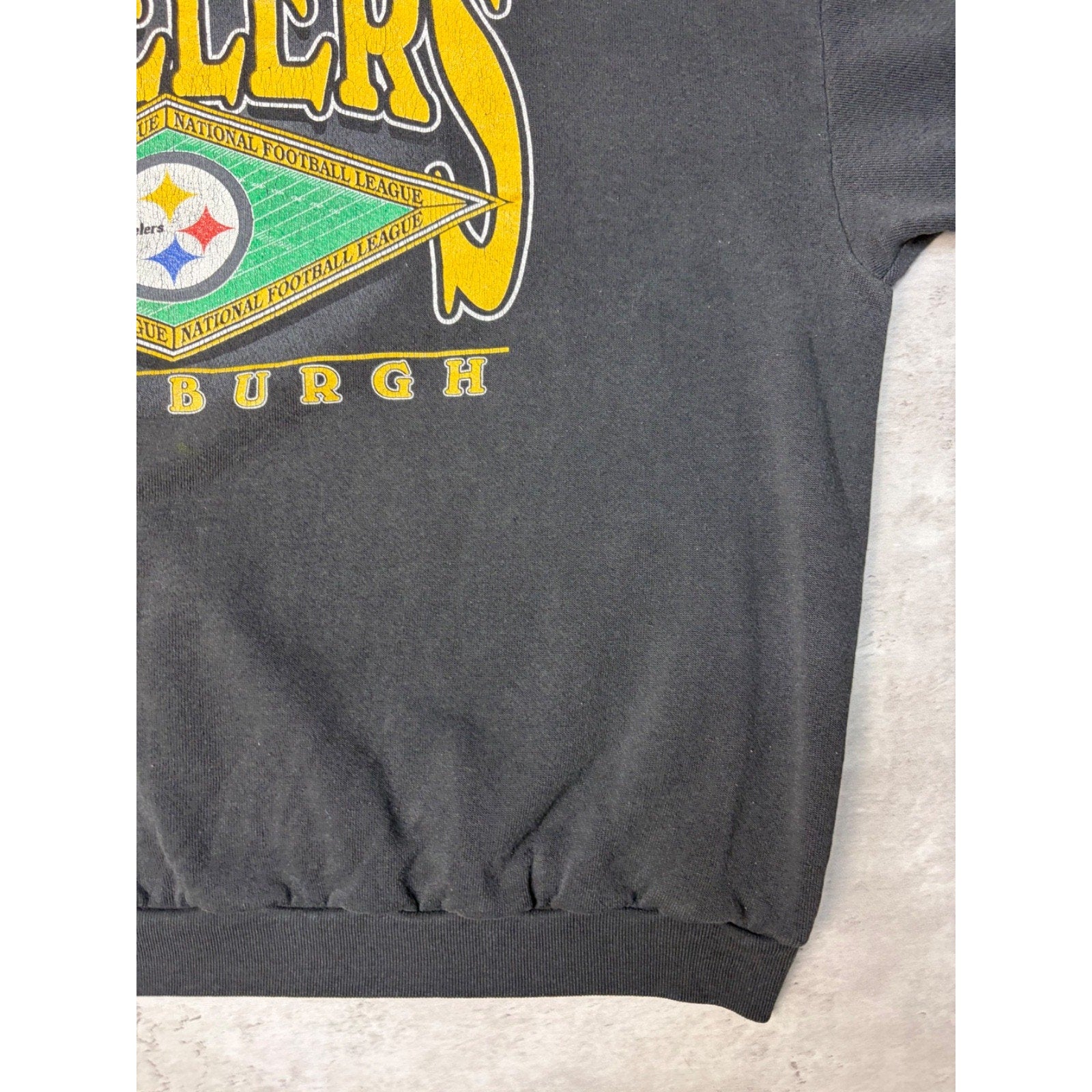 Vintage 90s Pittsburgh Steelers NFL Field Spellout Graphic Sweatshirt Size 2XL