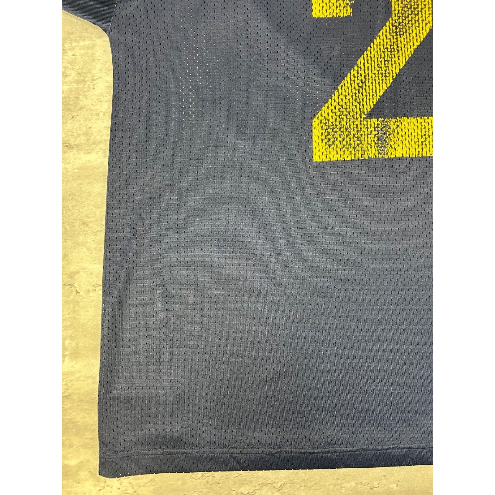 Vintage 90s Michigan Wolverines #2 NCAA Champion Football Jersey Size XL