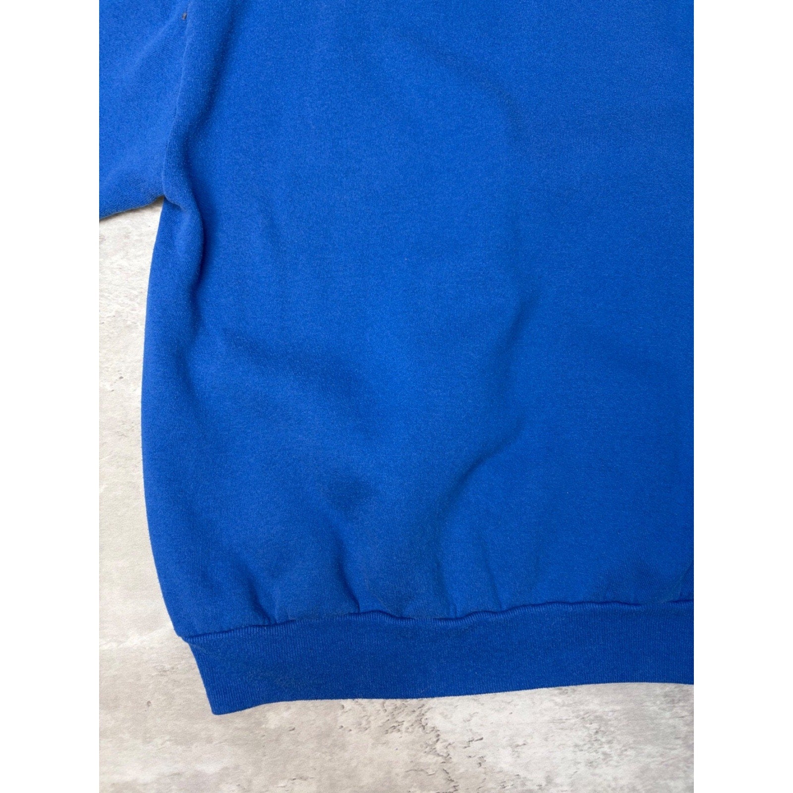 Vintage 90s Disney Mickey Mouse Embroidered Character Graphic Sweatshirt Size XL
