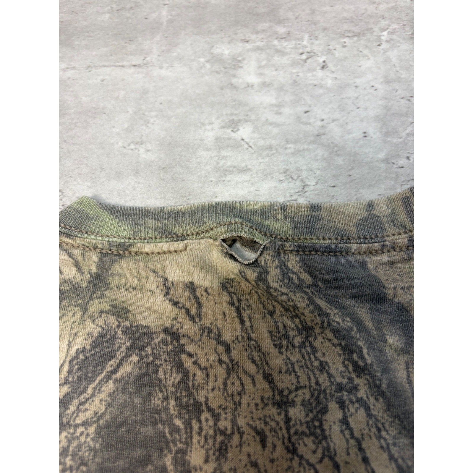 Vintage Mossy Oak Break Up Camo Hunting T-Shirt Size XL