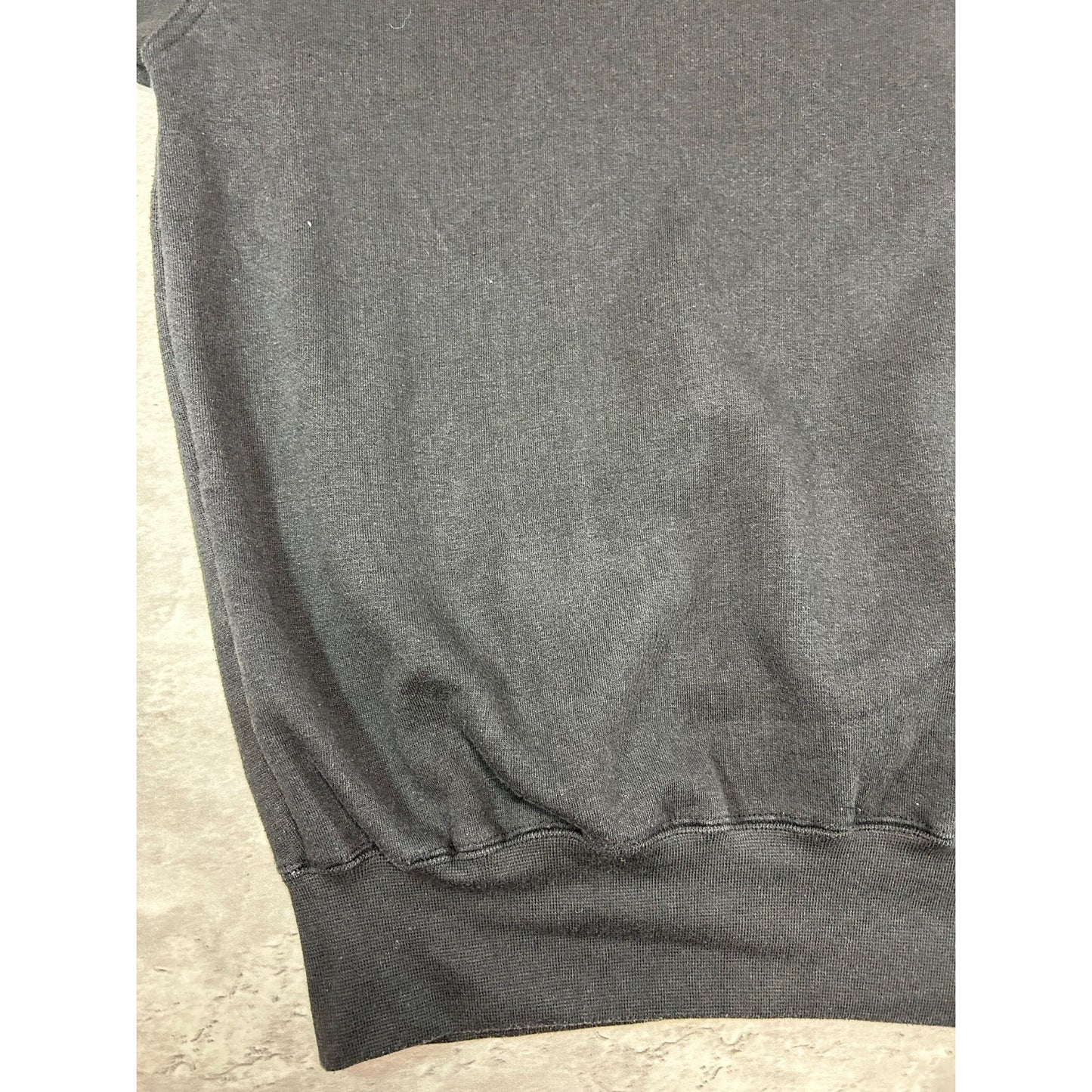 Vintage Cleveland Cavaliers NBA Embroidered Logo Basketball Sweatshirt Size XL