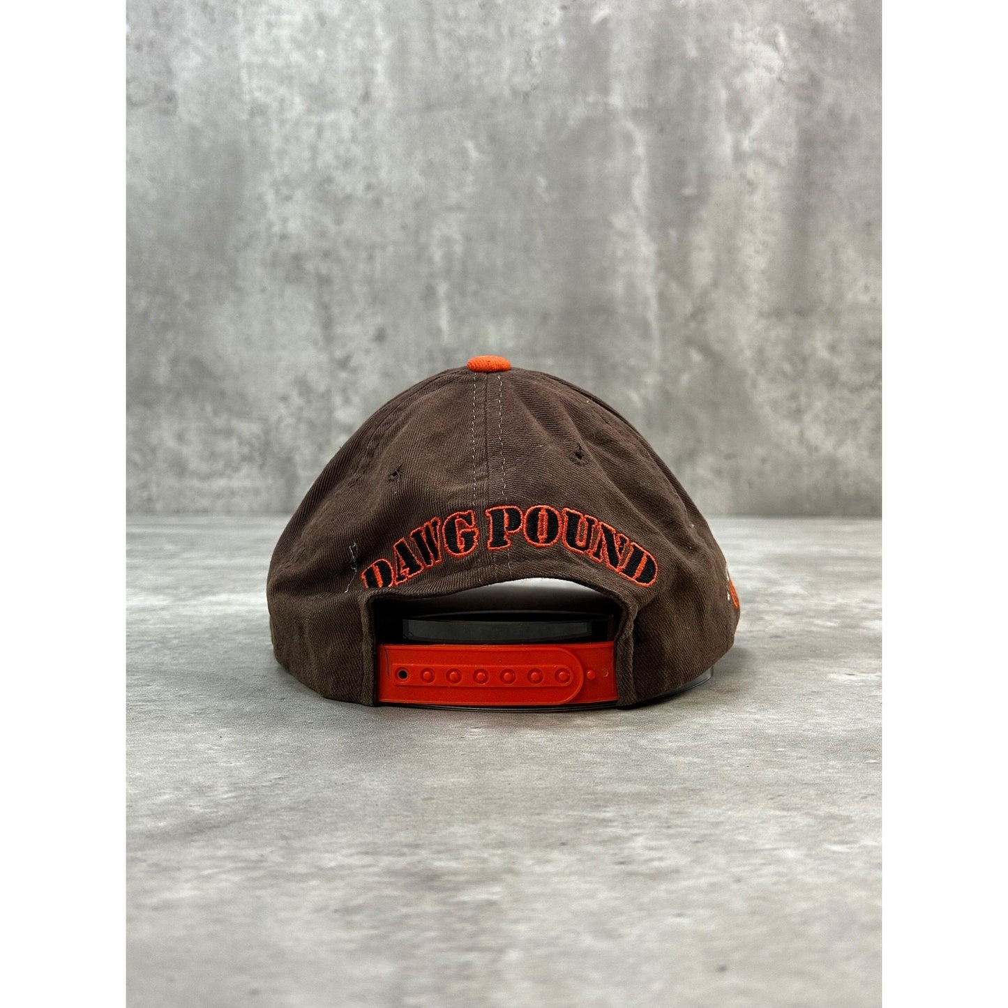 Vintage Cleveland Browns NFL Embroidered Big Logo Football Snapback Hat OSFA