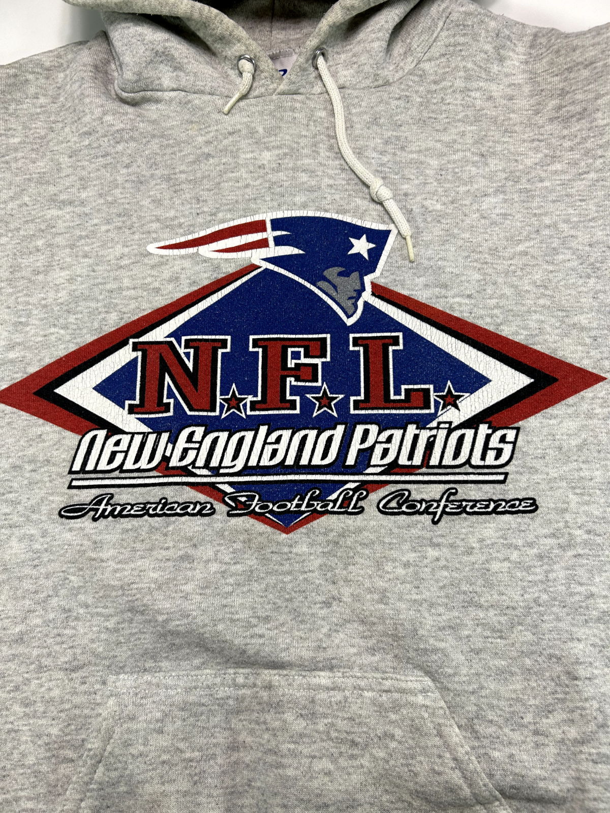 Vintage 90s New England Patriots NFL Graphic Hooded Sweatshirt Size Medium Gray