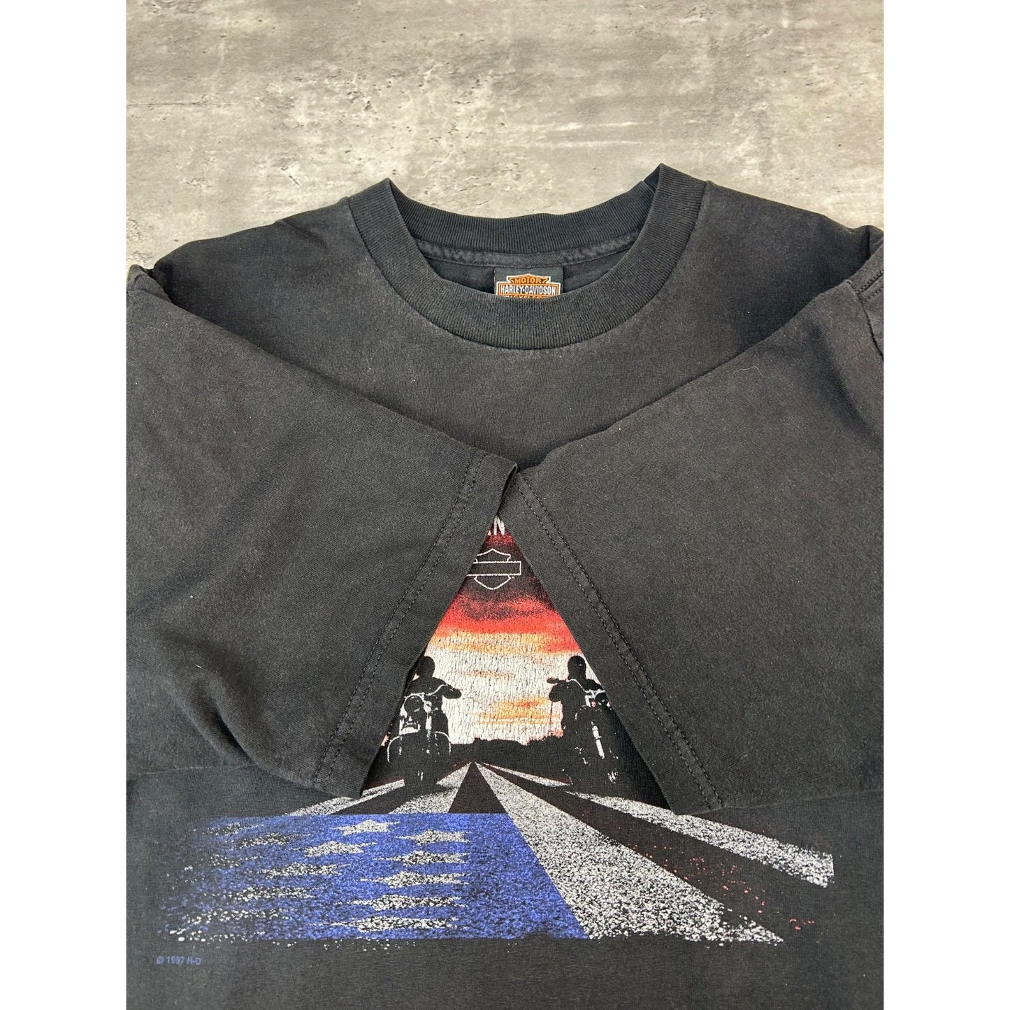 Vintage Harley Davidson American Made Freedom Machine Graphic T-Shirt Size Large