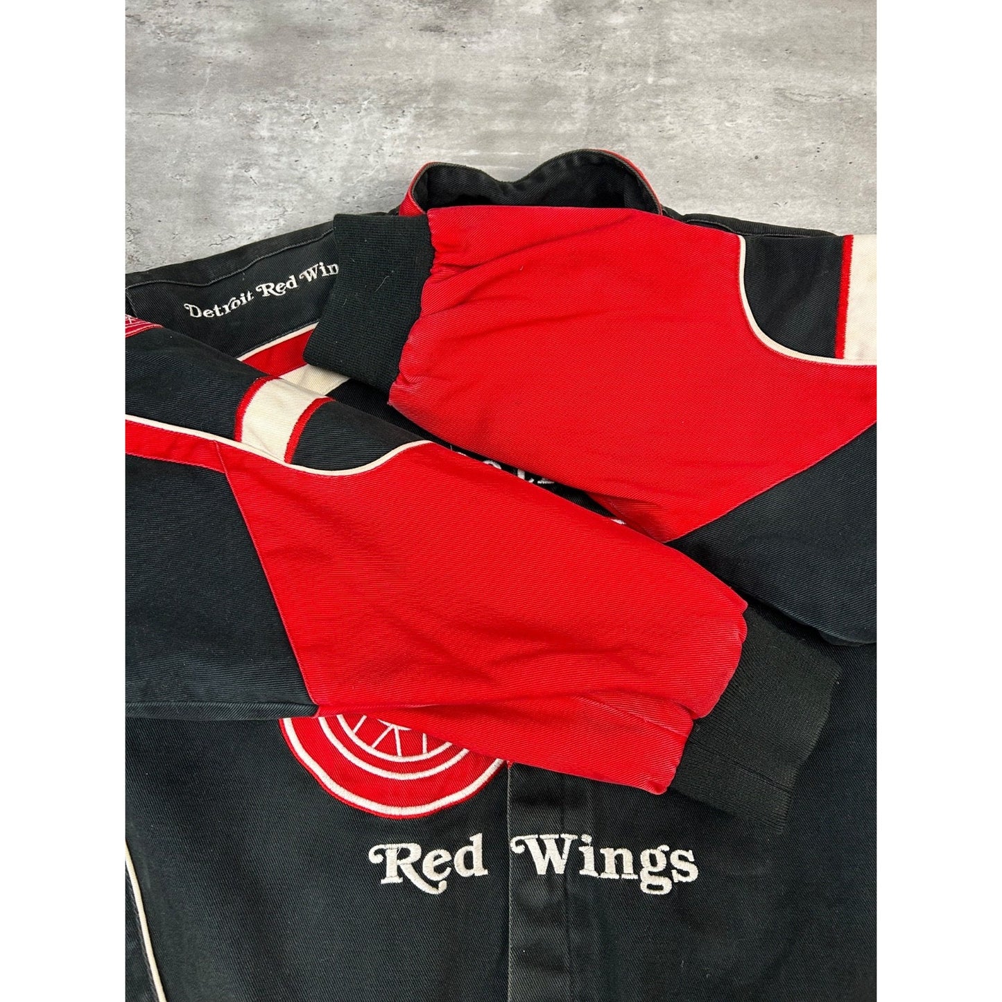 Vintage Detroit Red Wings NHL Embroidered Patched Bomber Jacket Size XL