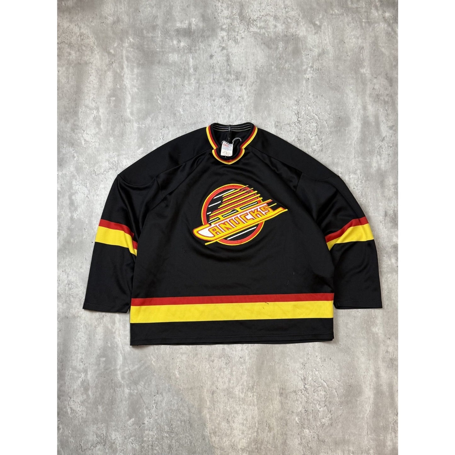 Vintage 90s Vancouver Canucks NHL Stitch CCM Maska Hockey Jersey Size XXL