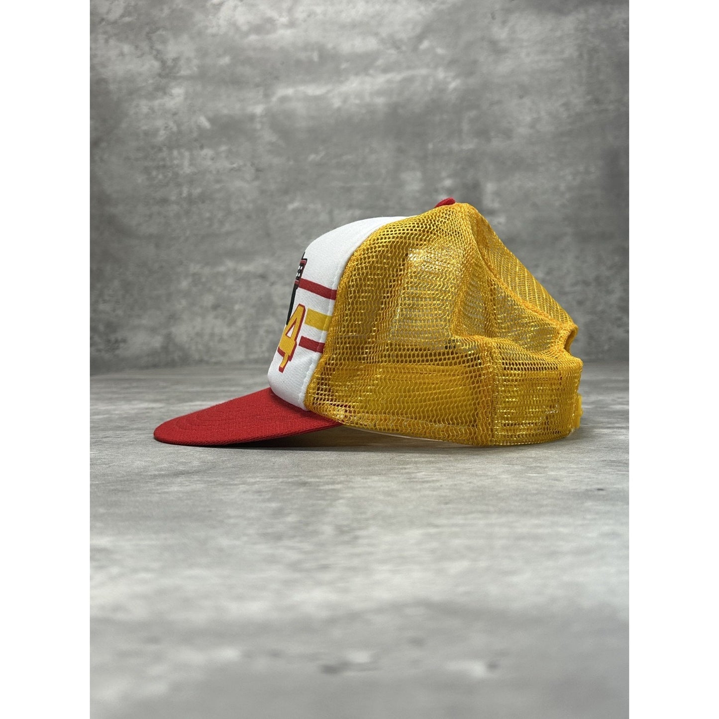 Vintage 80s/90s 4x4 Pickup Truck Graphic Trucker Snapback Hat Small