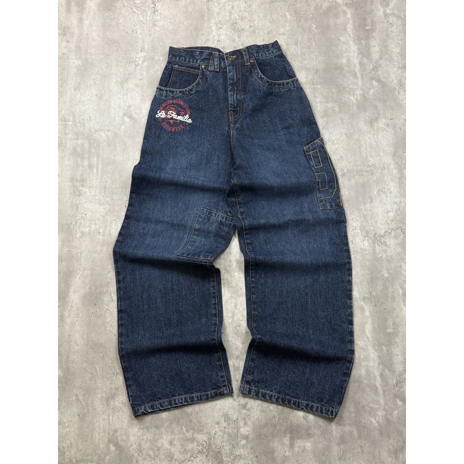 Vintage Y2K Womens Rocawear La Familia Embroidered Medium Wash Denim Pants 26x29