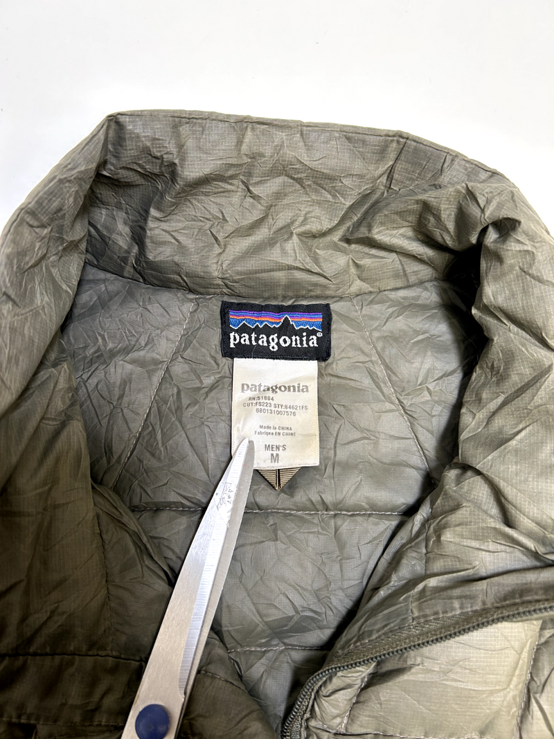 Patagonia Nano Puff Insulated Full Zip Light Vest Size Medium Green