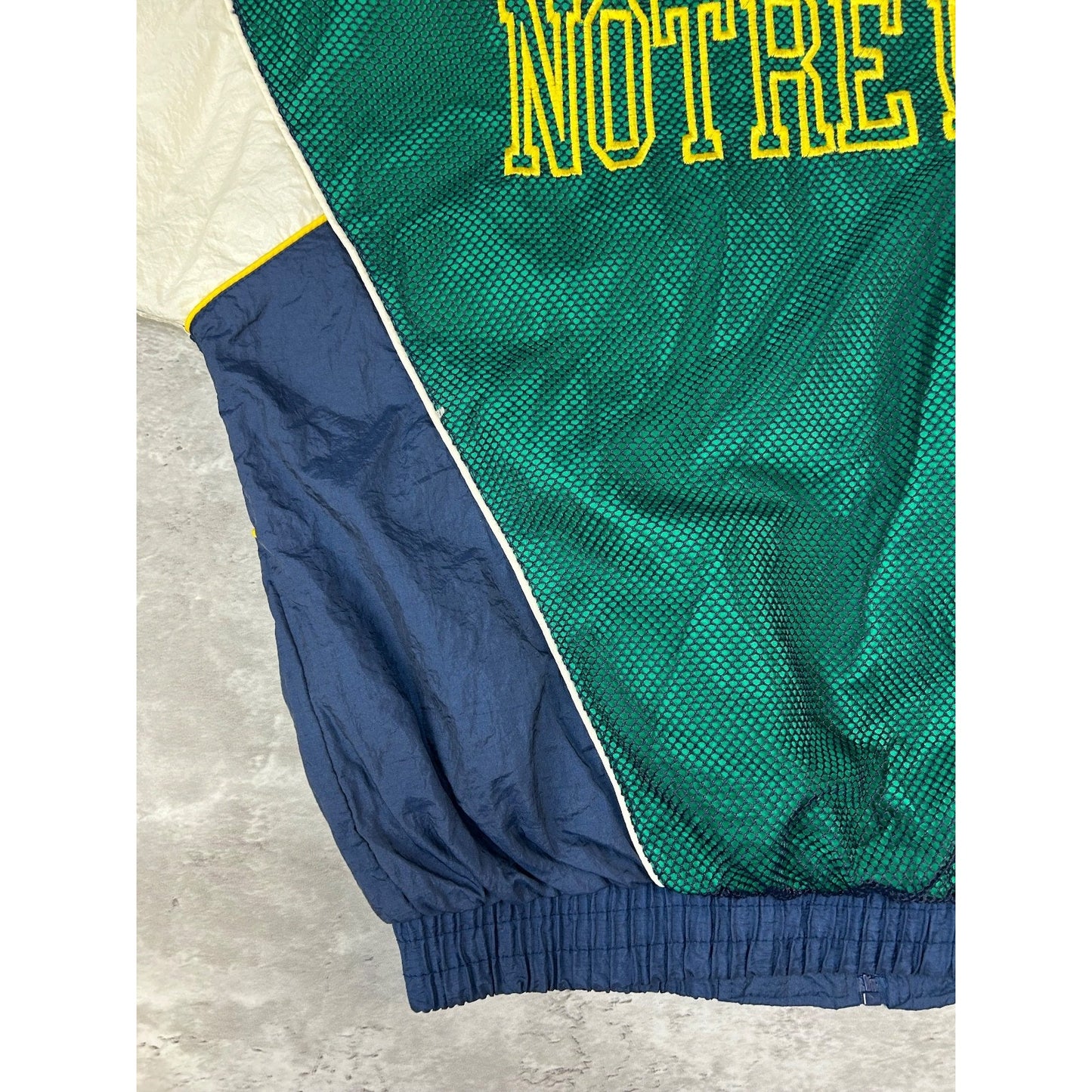 Vintage 90s Notre Dame Fighting Irish NCAA Full Zip Windbreaker Jacket Size XL