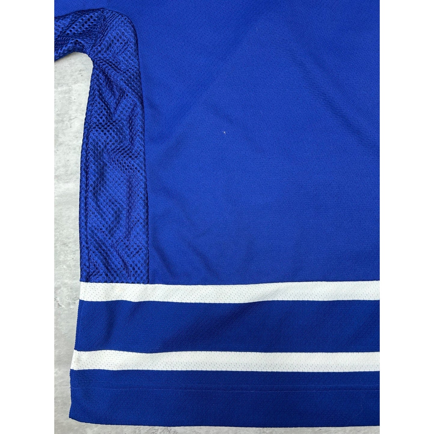 Vintage 90s Labbatt Blue Stitched CCM Hockey Jersey Size XL Blue