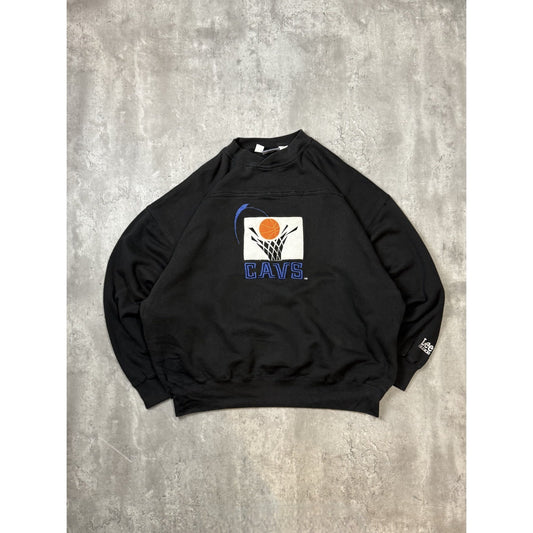 Vintage Cleveland Cavaliers NBA Embroidered Logo Basketball Sweatshirt Size XL