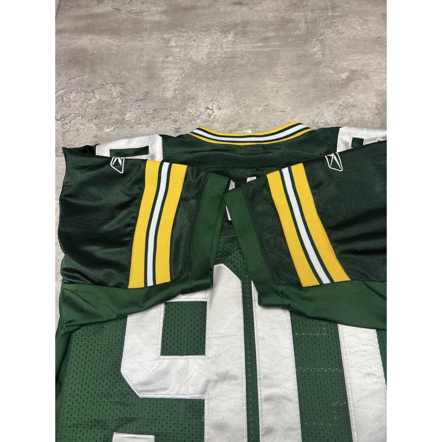 B.J. Raji #90 Green Bay Packers NFL Reebok Football Jersey Size Medium Green
