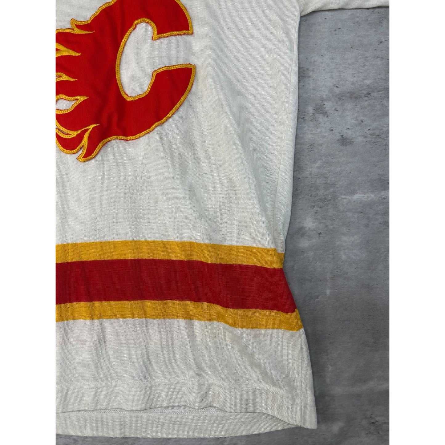 Vintage 70s/80s Calgary Flames NHL Stitched Hockey Jersey Size Small