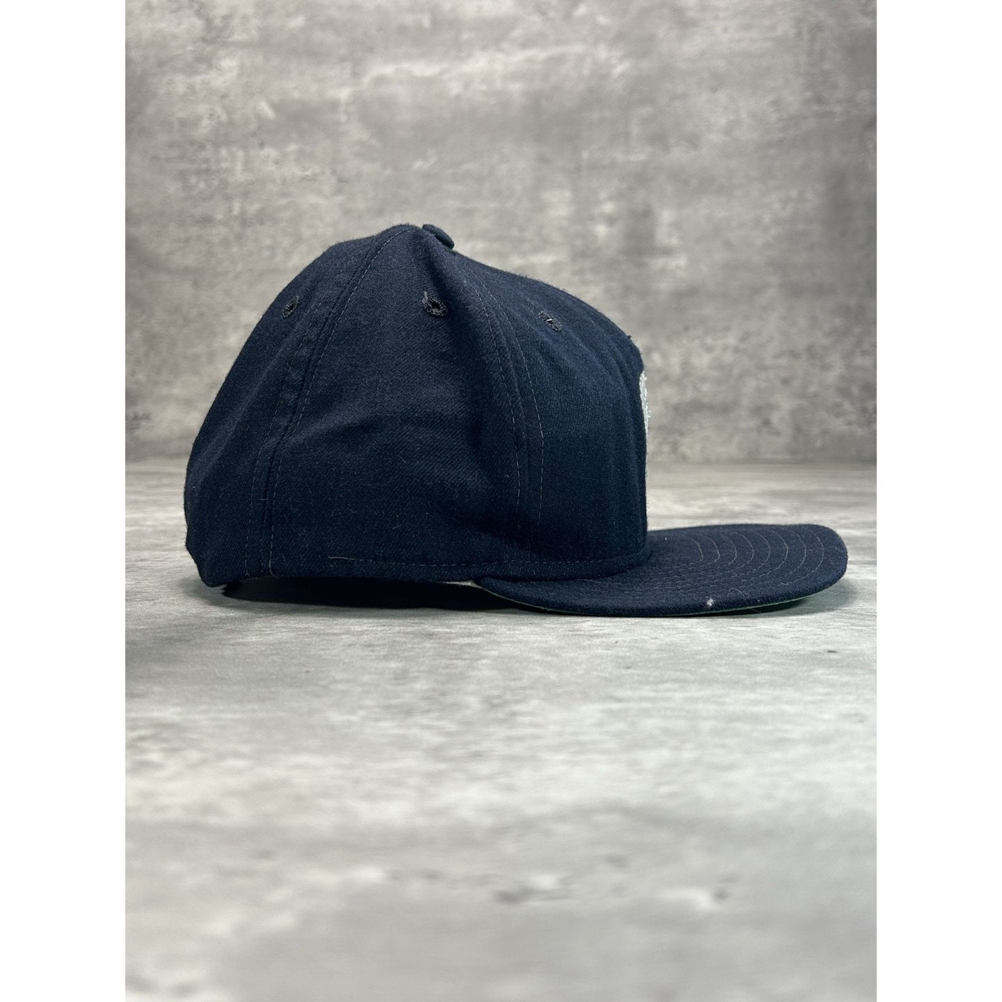 Vintage 80s/90s Stitched/Embroidered S Classic Snapback Hat OSFA