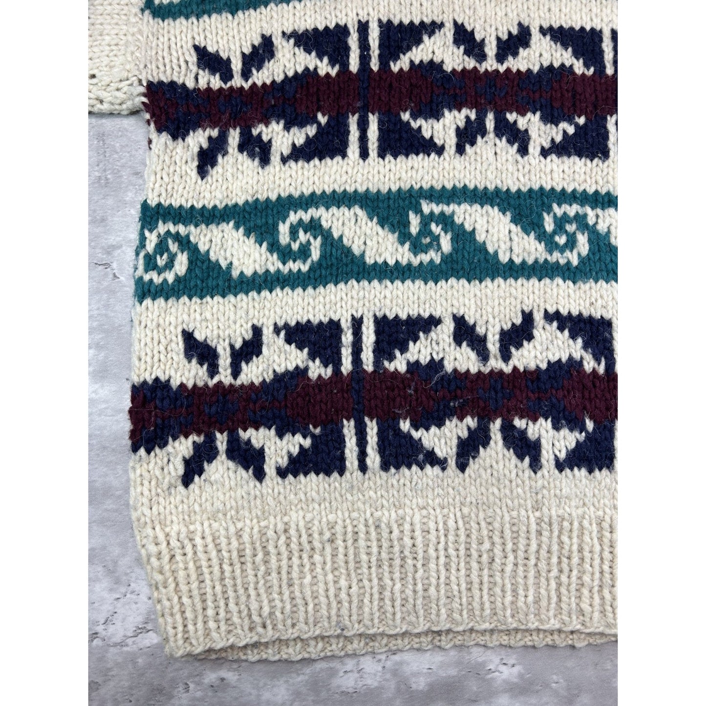 Vintage Las Americas Abstract Striped Pullover 100% Knit Sweater Size XL