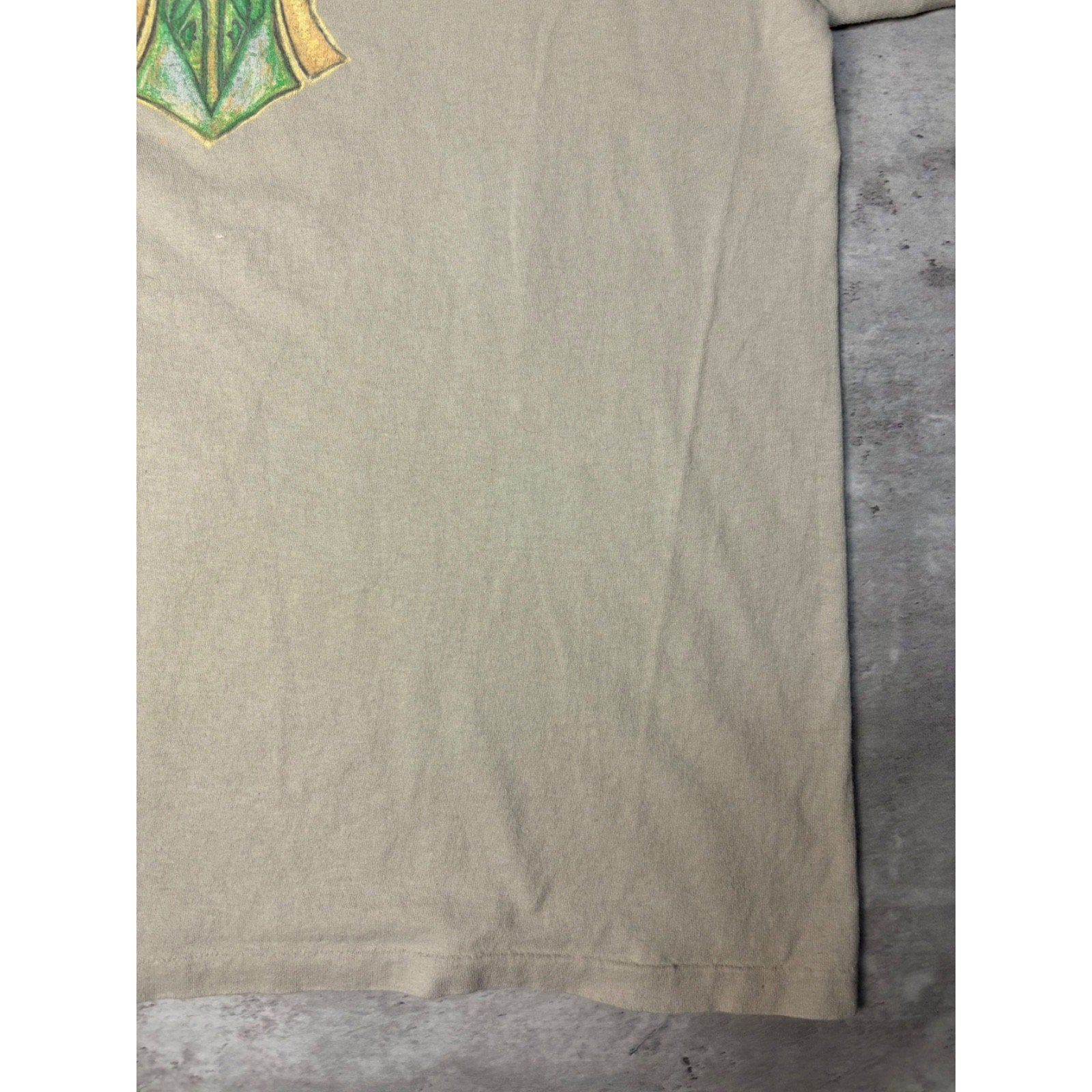 Vintage Y2K Quiksilver Emblem Spellout Beige Graphic T-Shirt Size XL