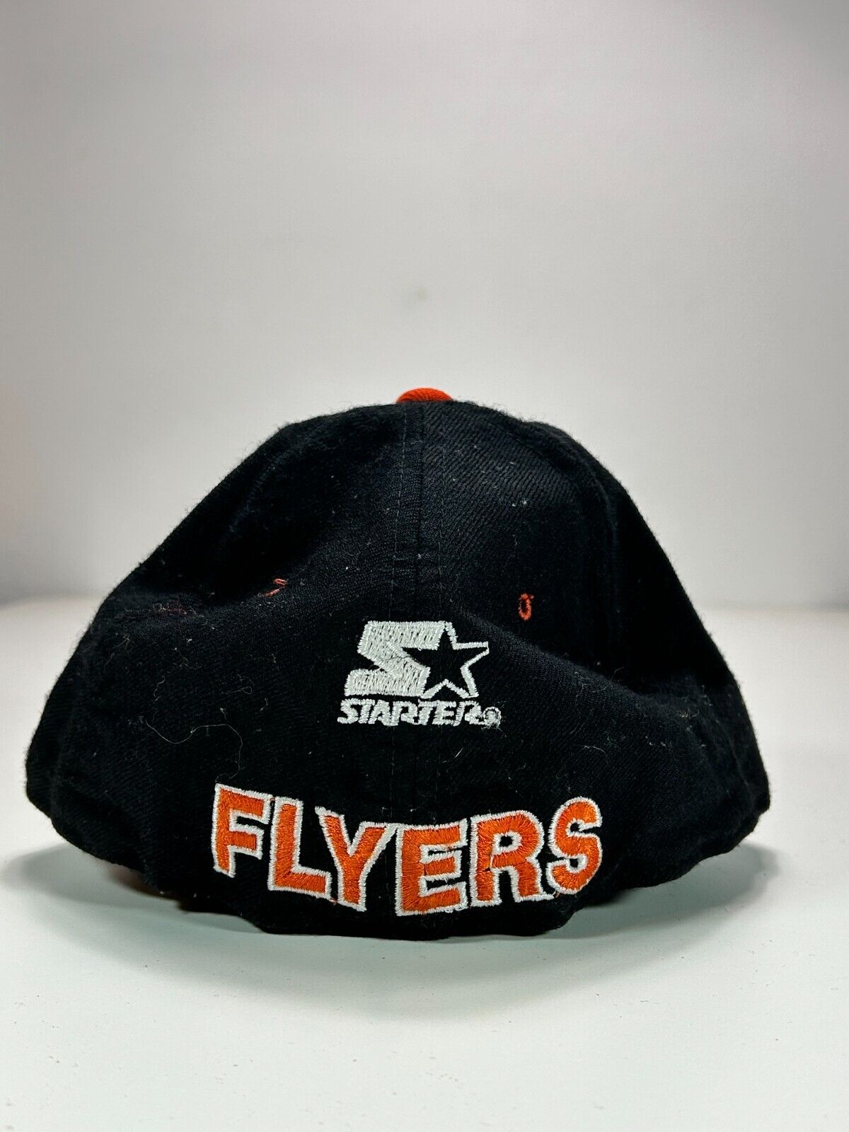 Vintage 90s Philadelphia Flyers NHL Starter Plain Logo Fitted Hat OSFA Black