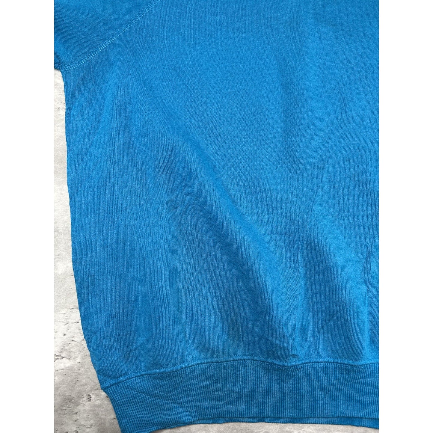 Vintage 80s/90s #66 Graphic Distressed Sweatshirt Size Medium Blue