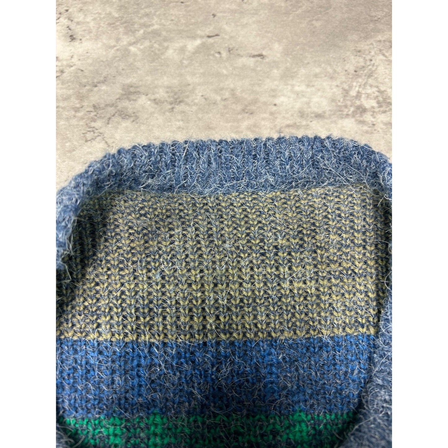 Vintage 80s/90s Abstract Aztec Print Pullover Ribbed Knit Sweater Size XL