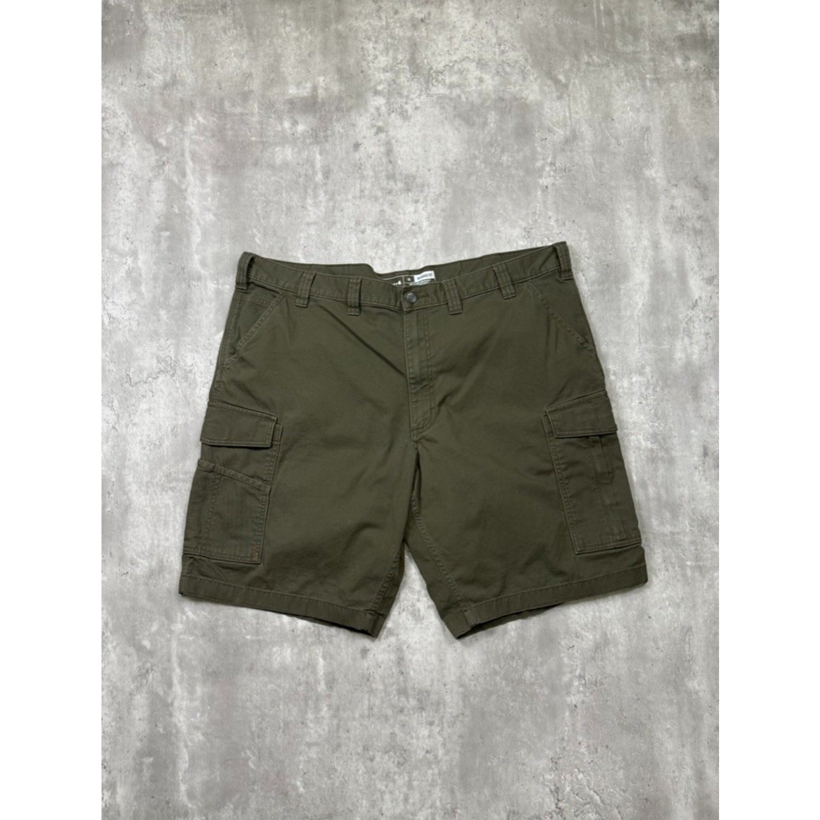 Vintage Carhartt Canvas Workwear Olive Green Cargo Shorts Size 44