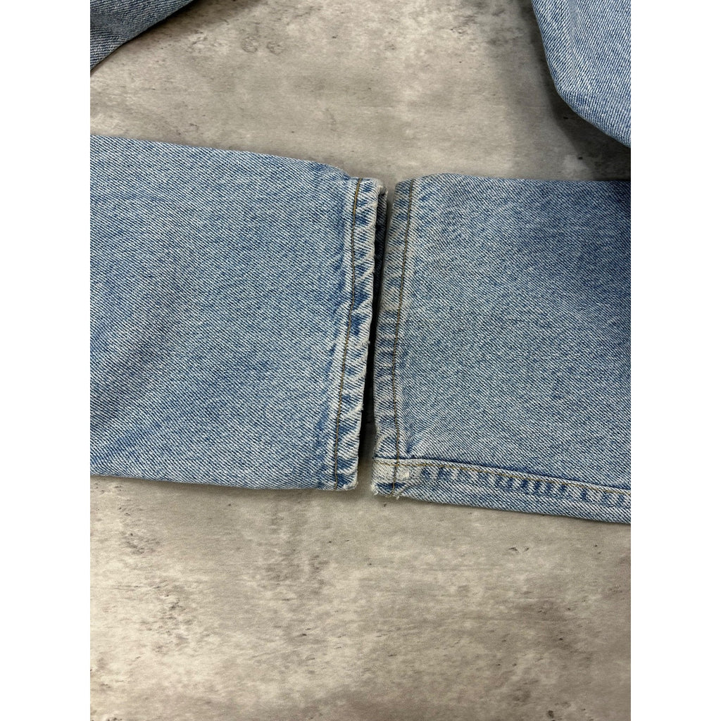 Vintage 80s/90s Wrangler Western Style Light Wash Denim Pants Size 27