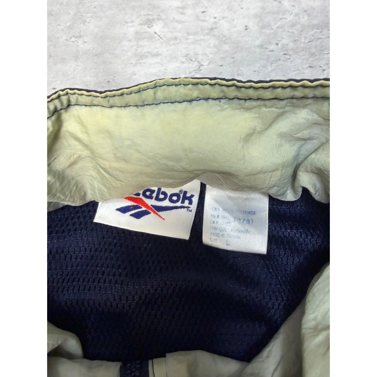 Vintage 90s Reebok Embroidered Logo Nylon Windbreaker Jacket Size Large