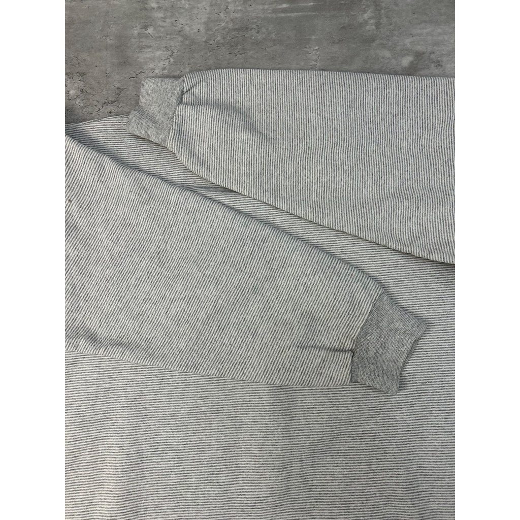 Vintage 90s White Tail Deer Nature Animal Graphic Sweatshirt Size Large